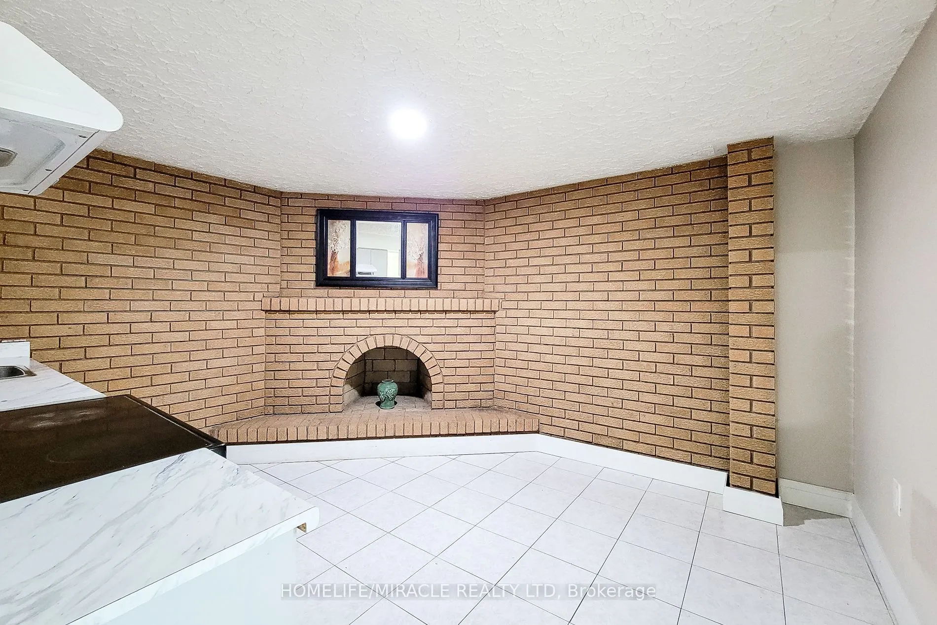 12 Maitland Avenue