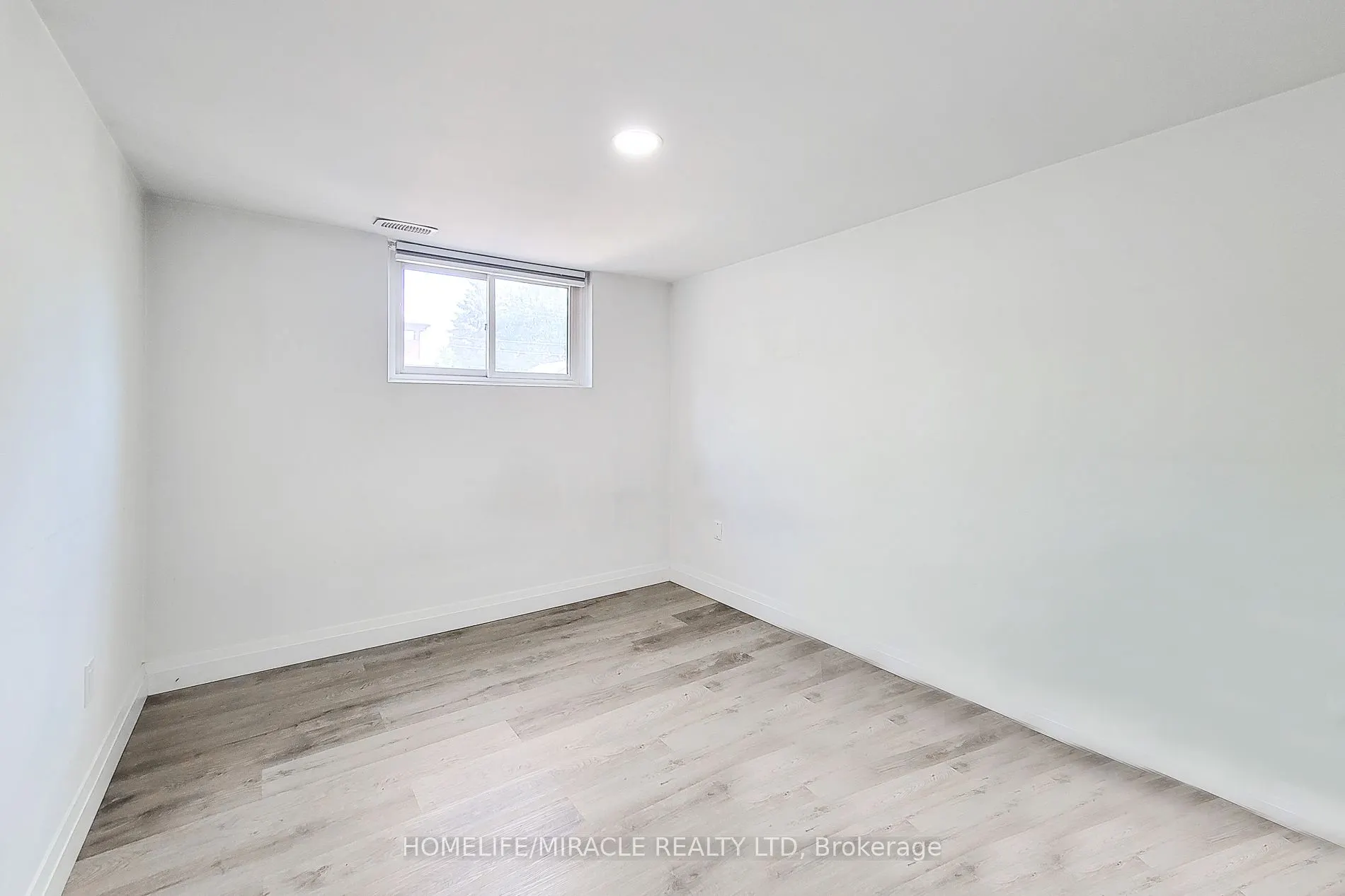 12 Maitland Avenue