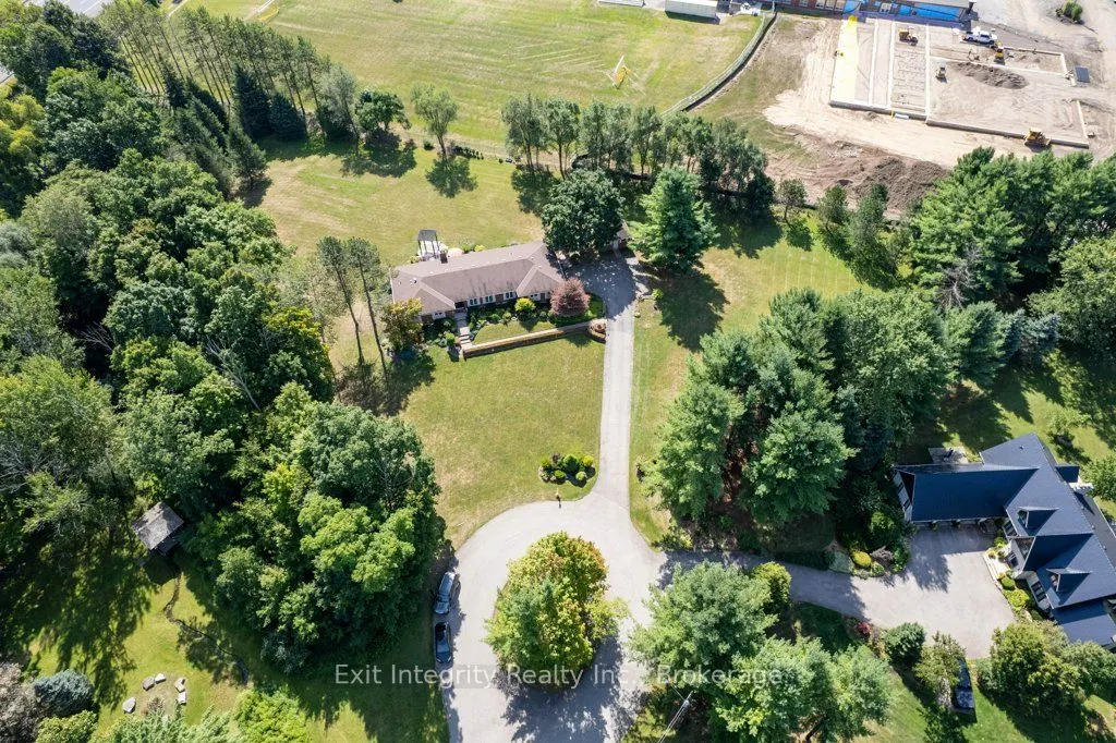 3 Meadowbrook Court