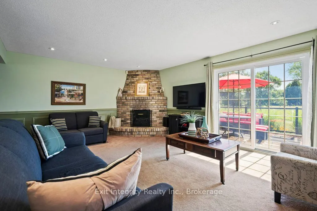 3 Meadowbrook Court
