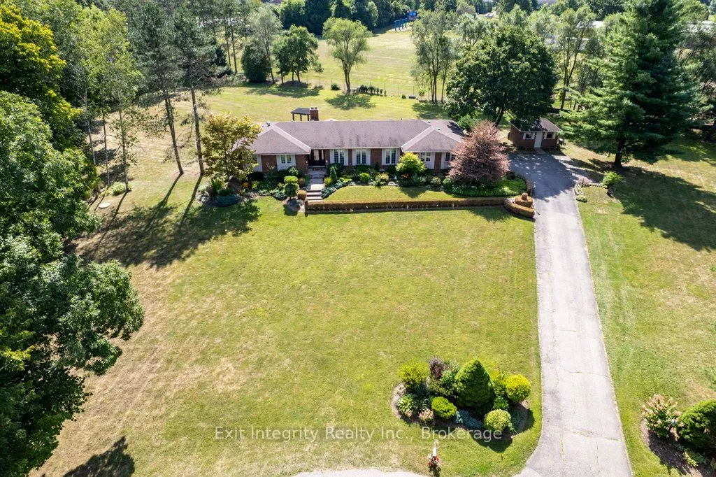 3 Meadowbrook Court