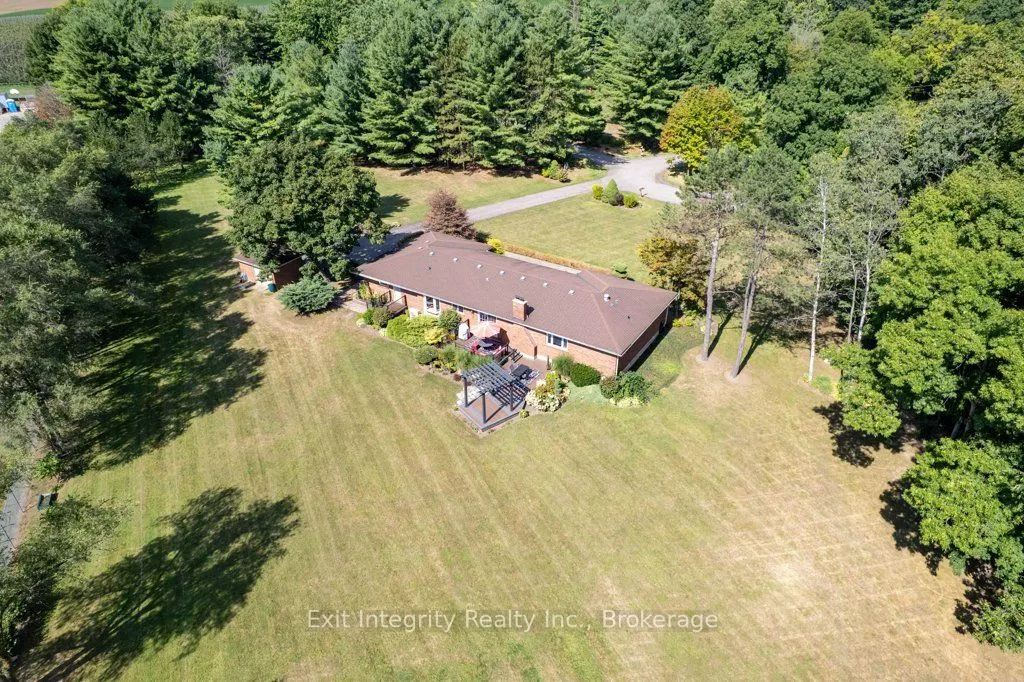 3 Meadowbrook Court