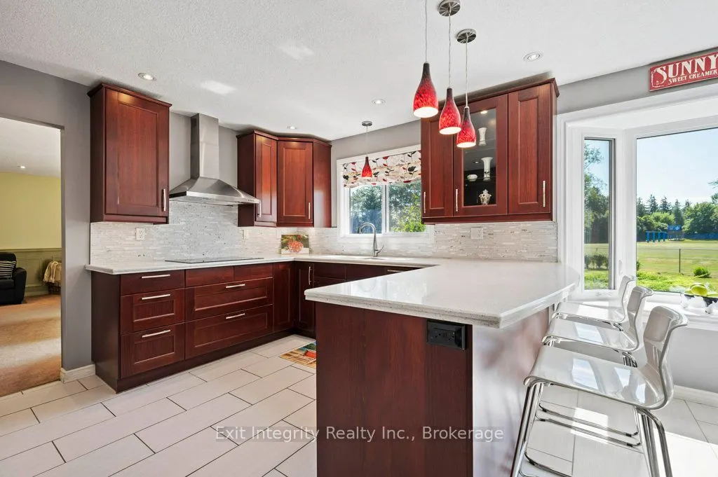 3 Meadowbrook Court