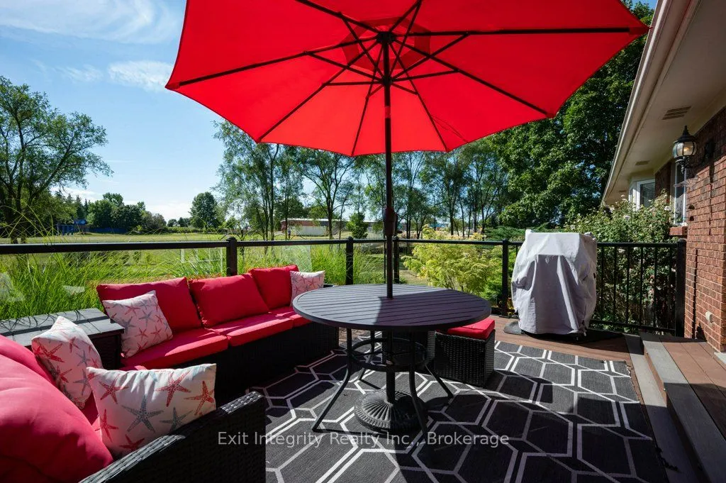 3 Meadowbrook Court