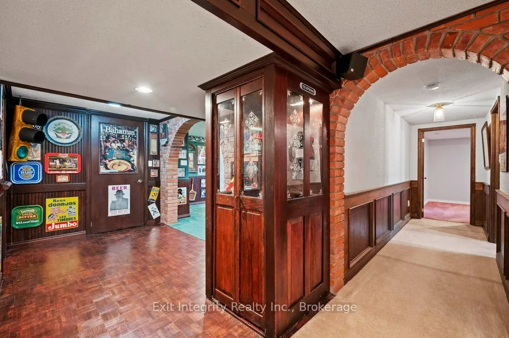 3 Meadowbrook Court