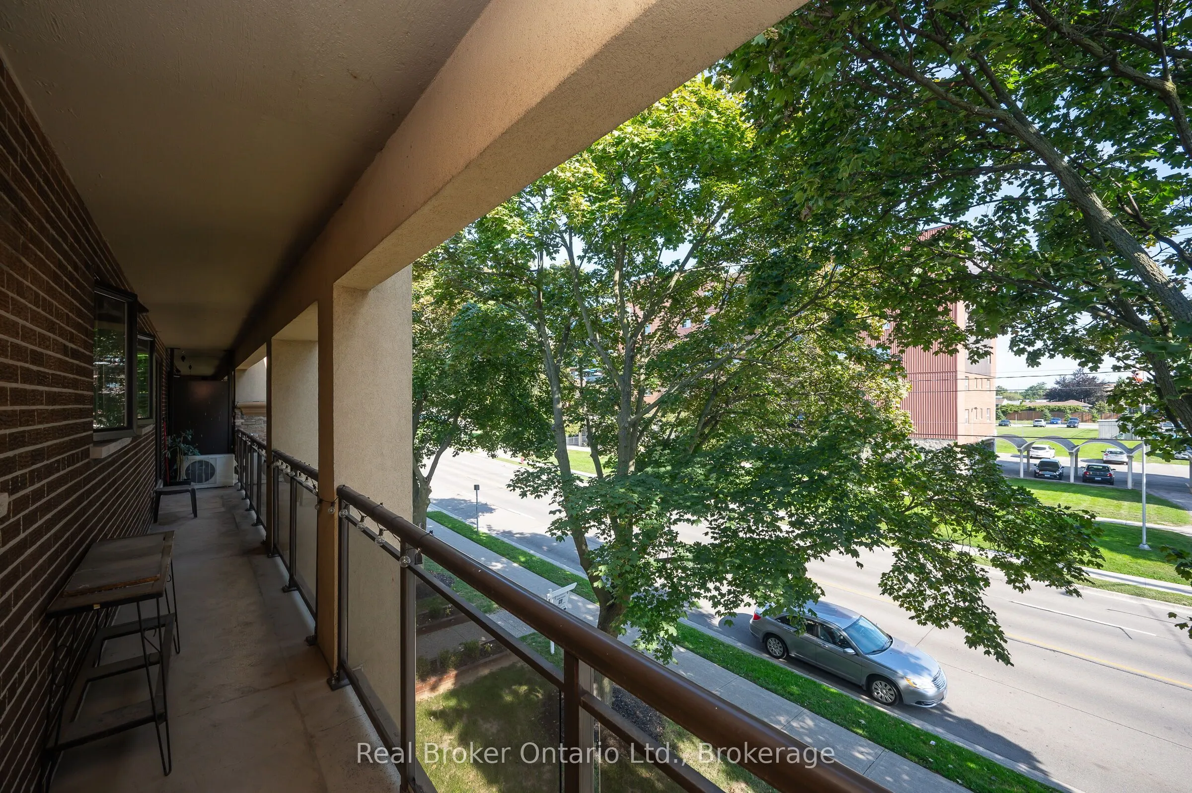 1212 Fennell Avenue E, #303