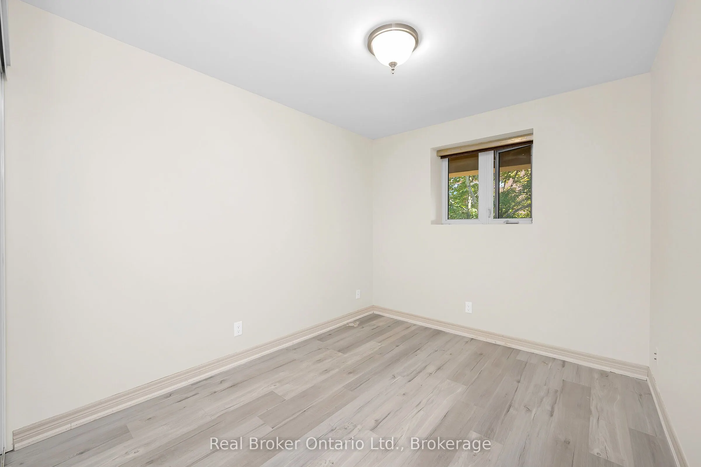 1212 Fennell Avenue E, #303