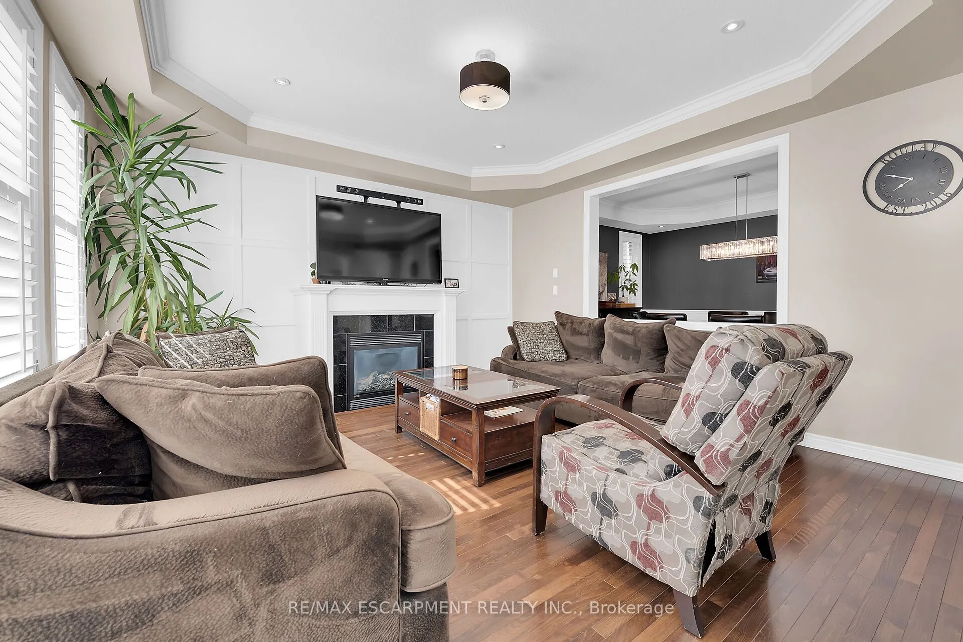 8 CHARTWELL Circle
