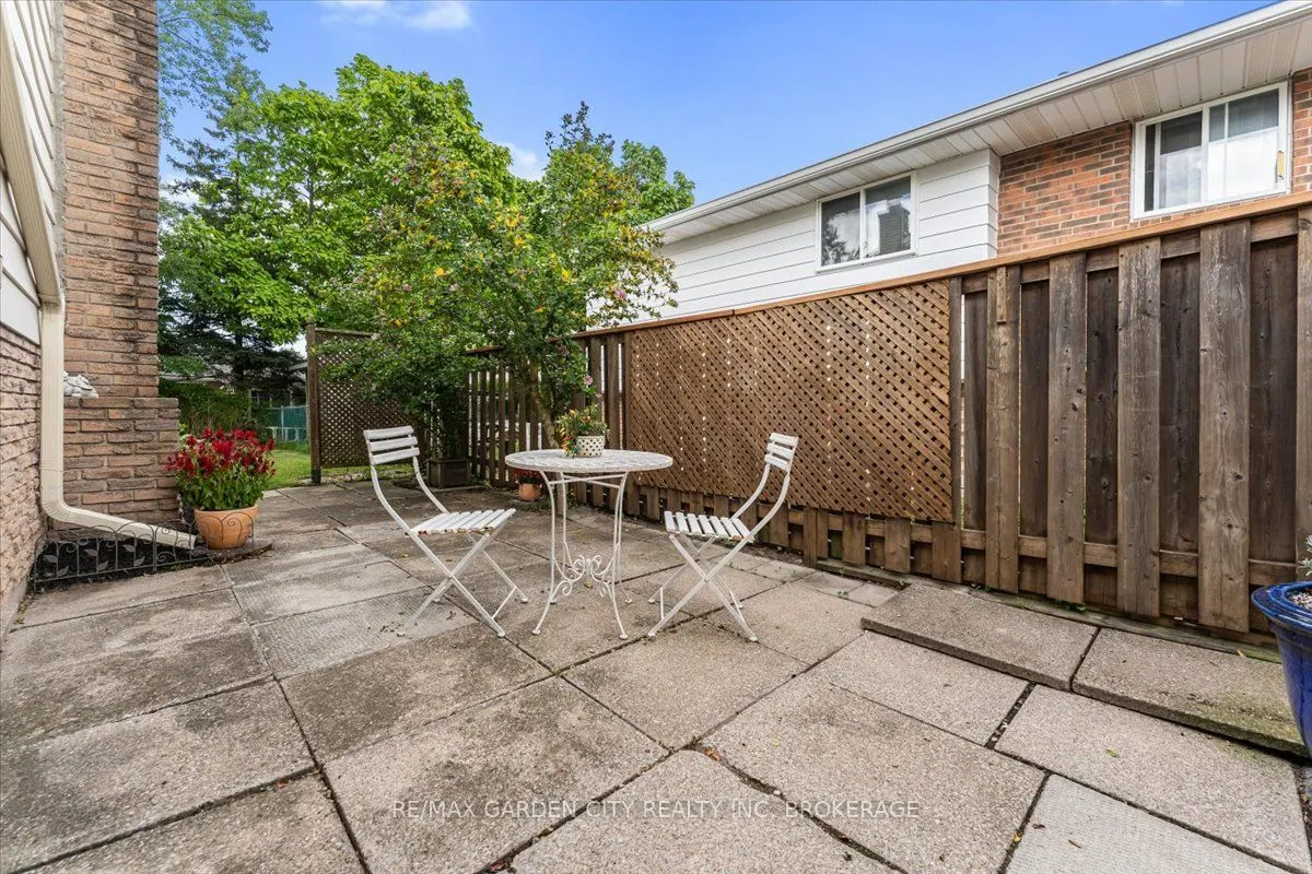 68 Barrington Drive
