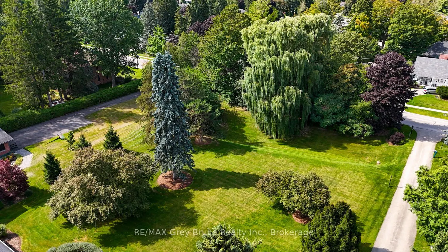 525 4th Avenue W