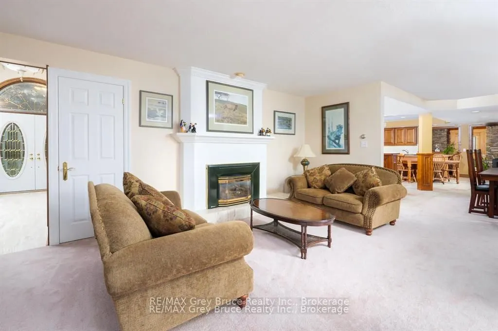 525 4th Avenue W