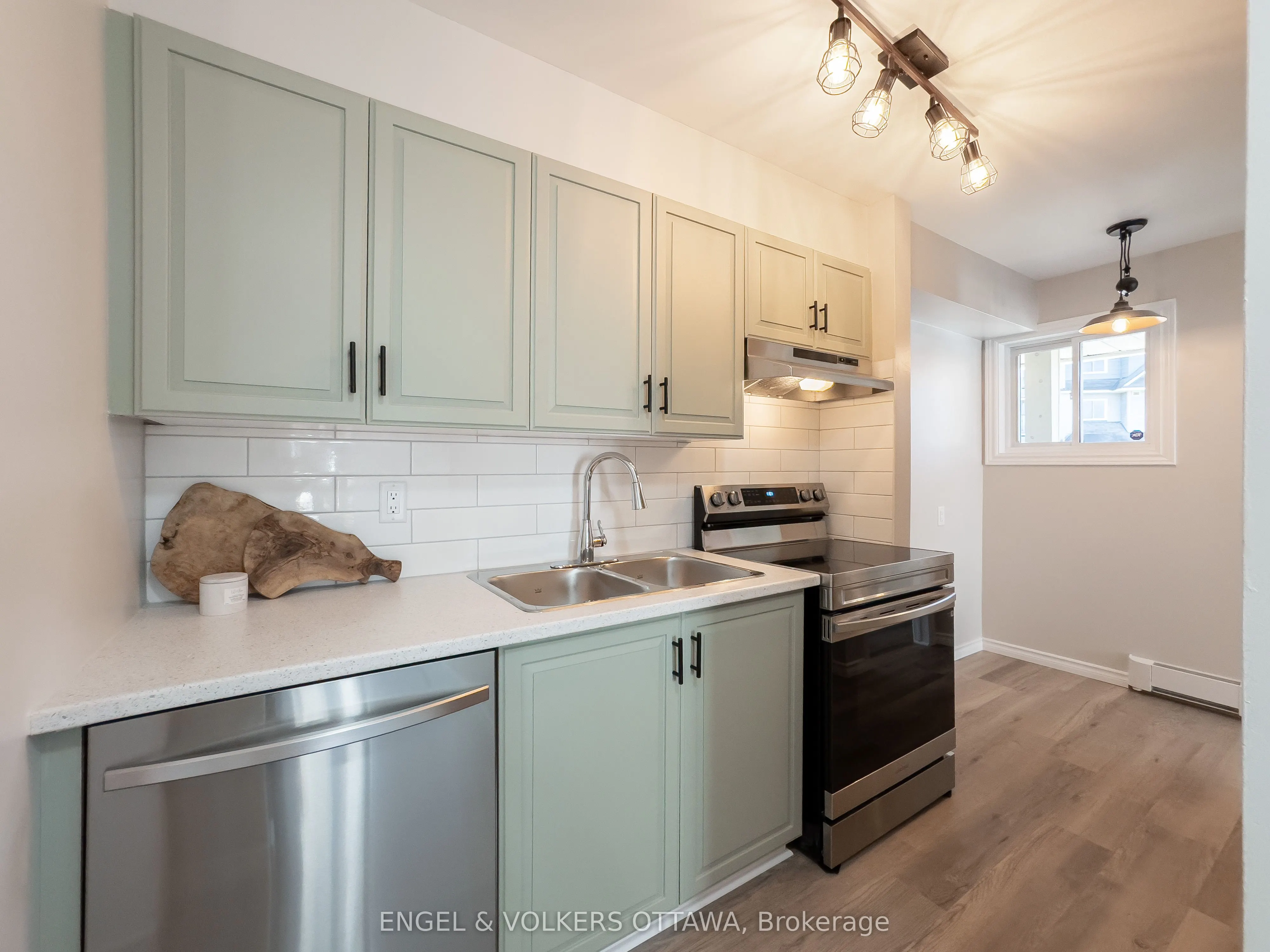 1504 Tanguay Court, #1504