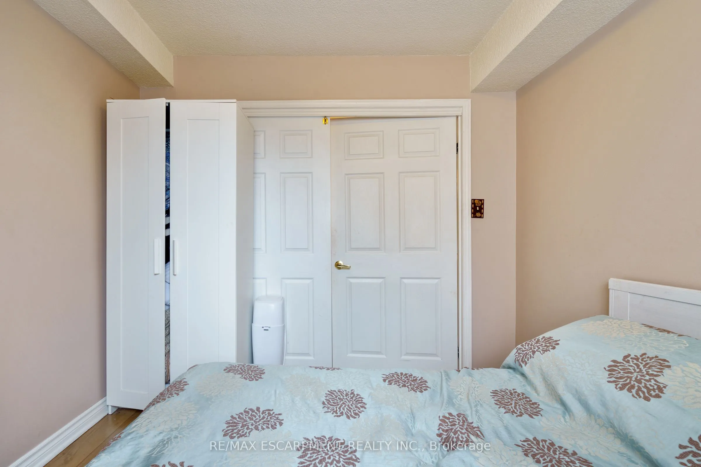 500 GREEN Road, #218
