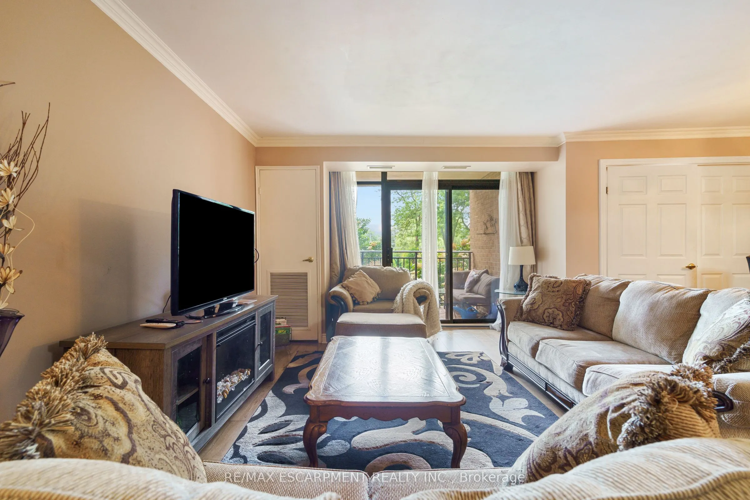 500 GREEN Road, #218