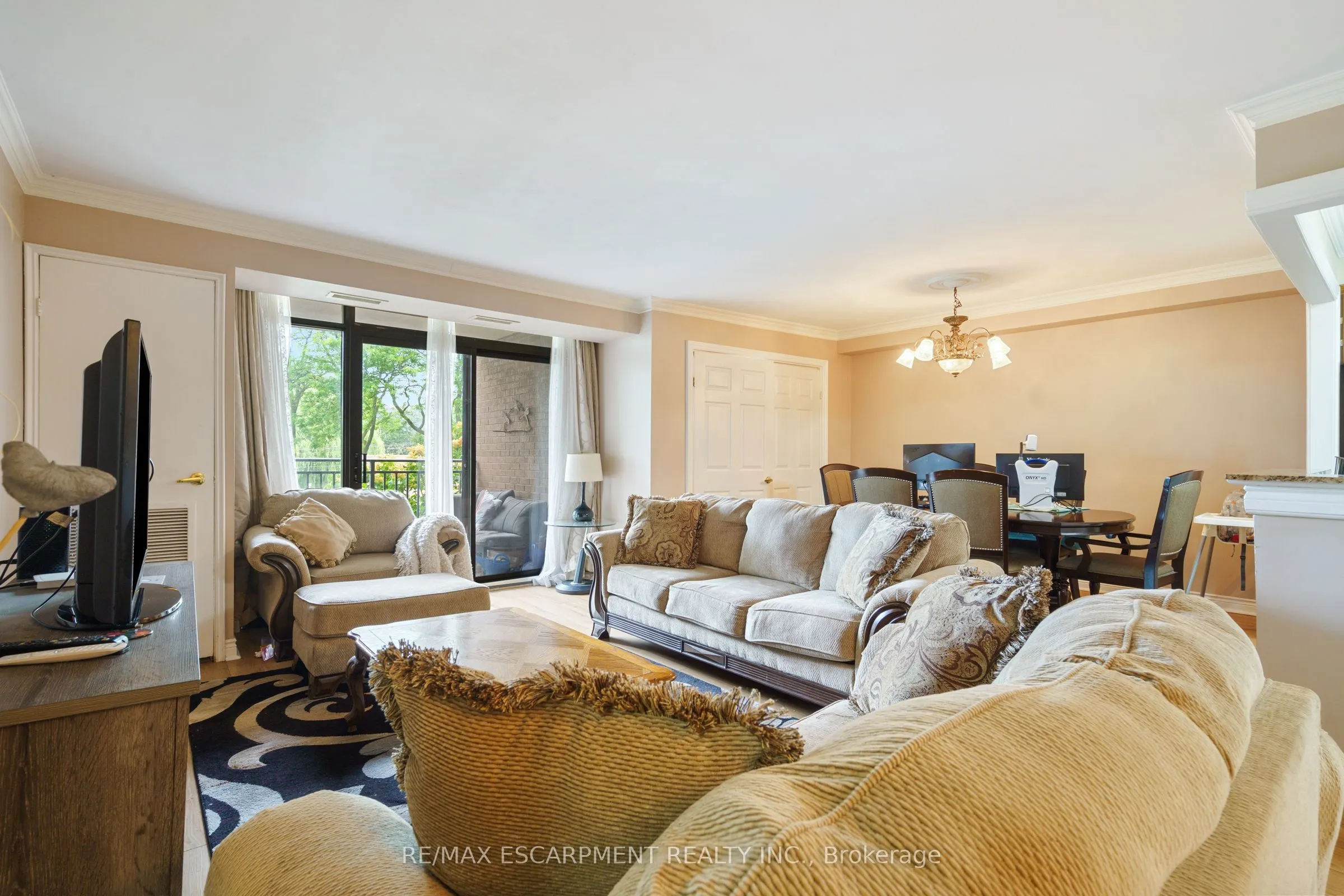 500 GREEN Road, #218