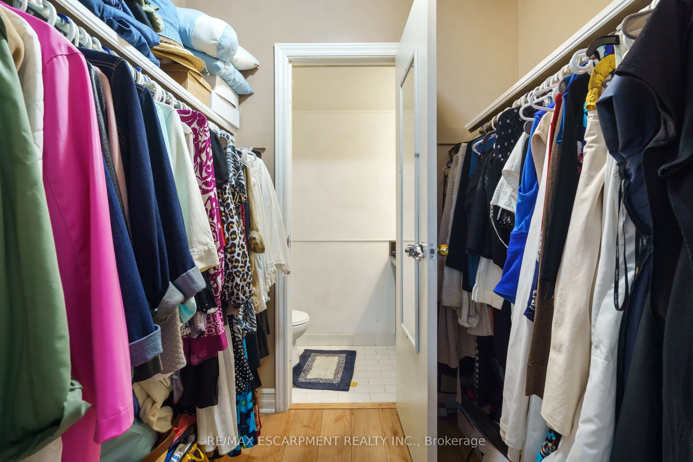 500 GREEN Road, #218