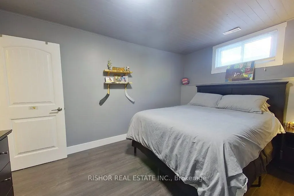 1176 Huntington Circle