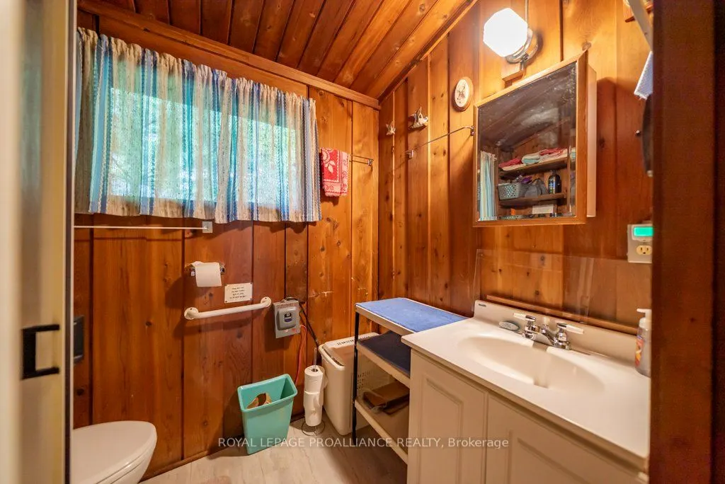 1228B South Pinnacle Point Lane