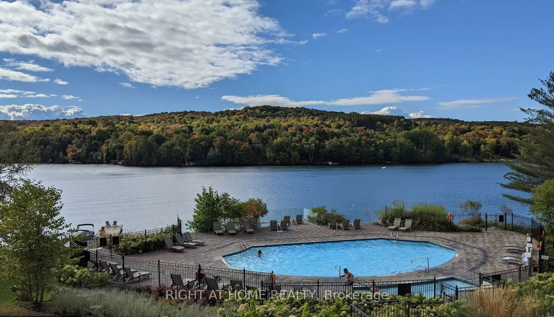 1235 Deerhurst Drive, #210