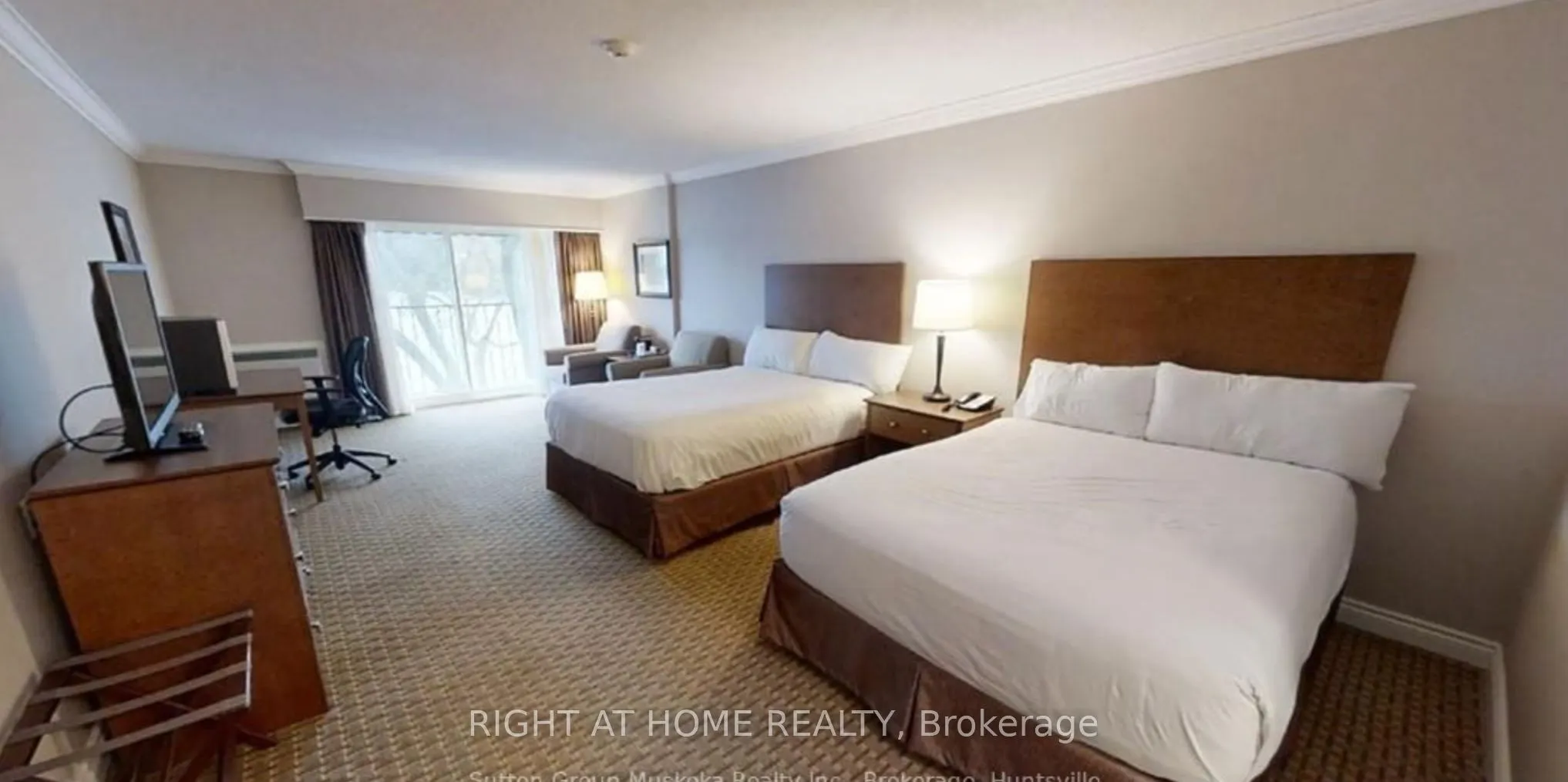 1235 Deerhurst Drive, #210
