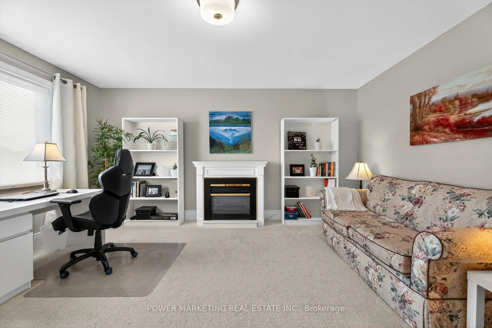 692 EGRET Way