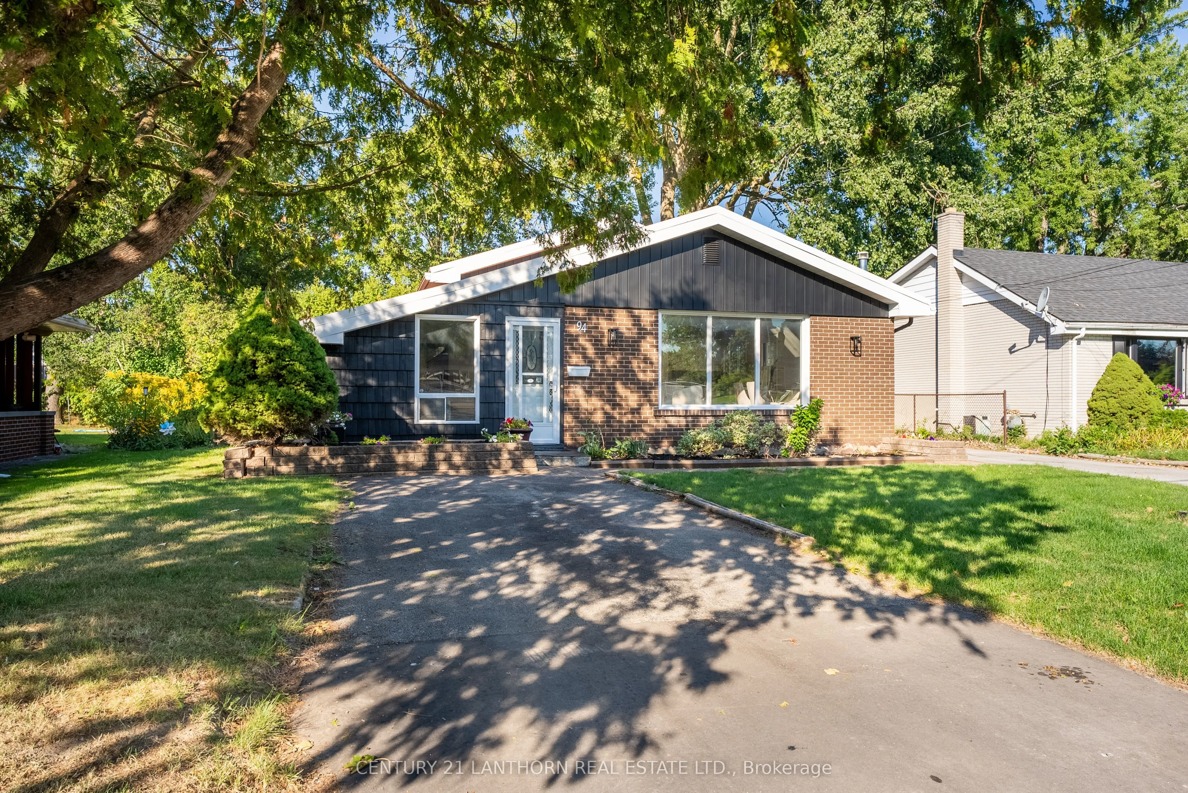 94 Rollins Drive