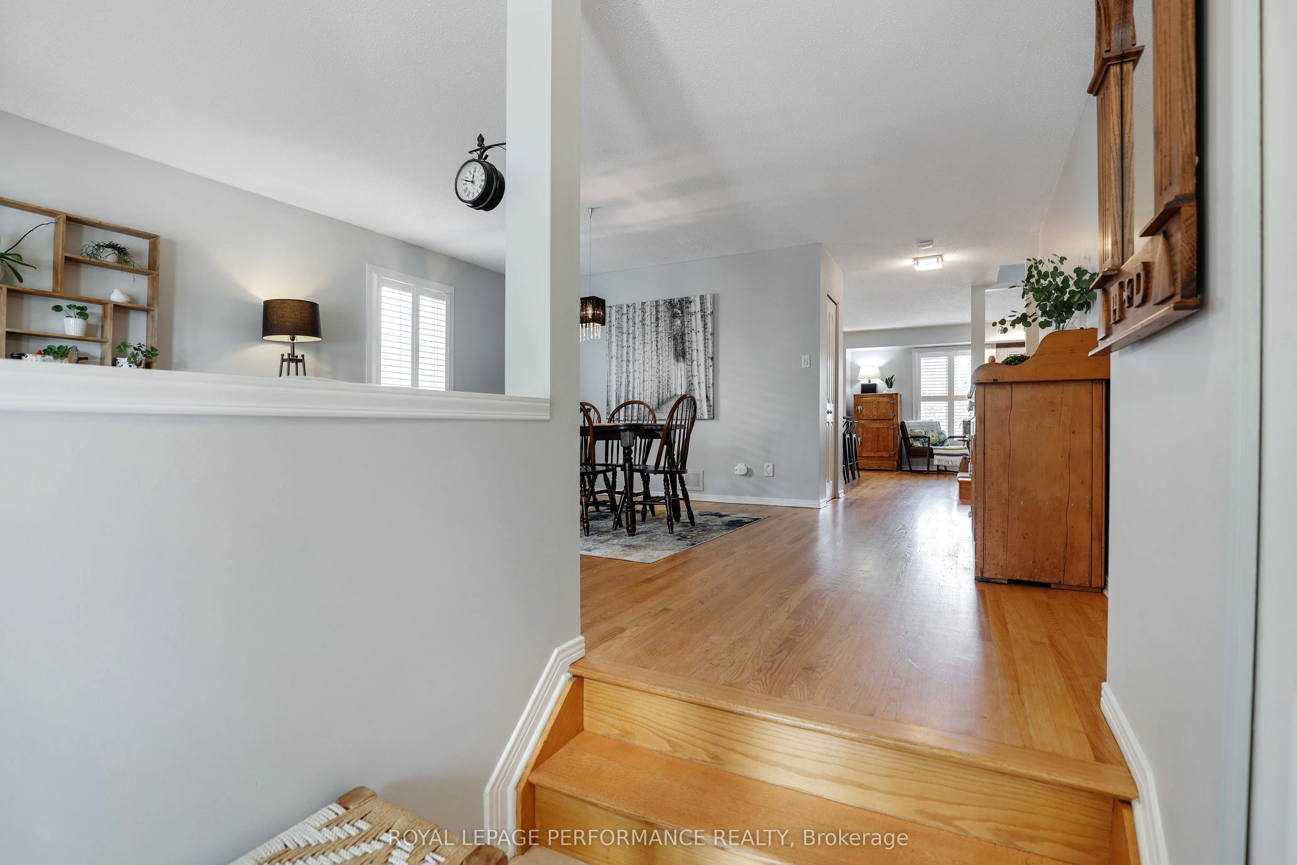 824 Covehead Crescent