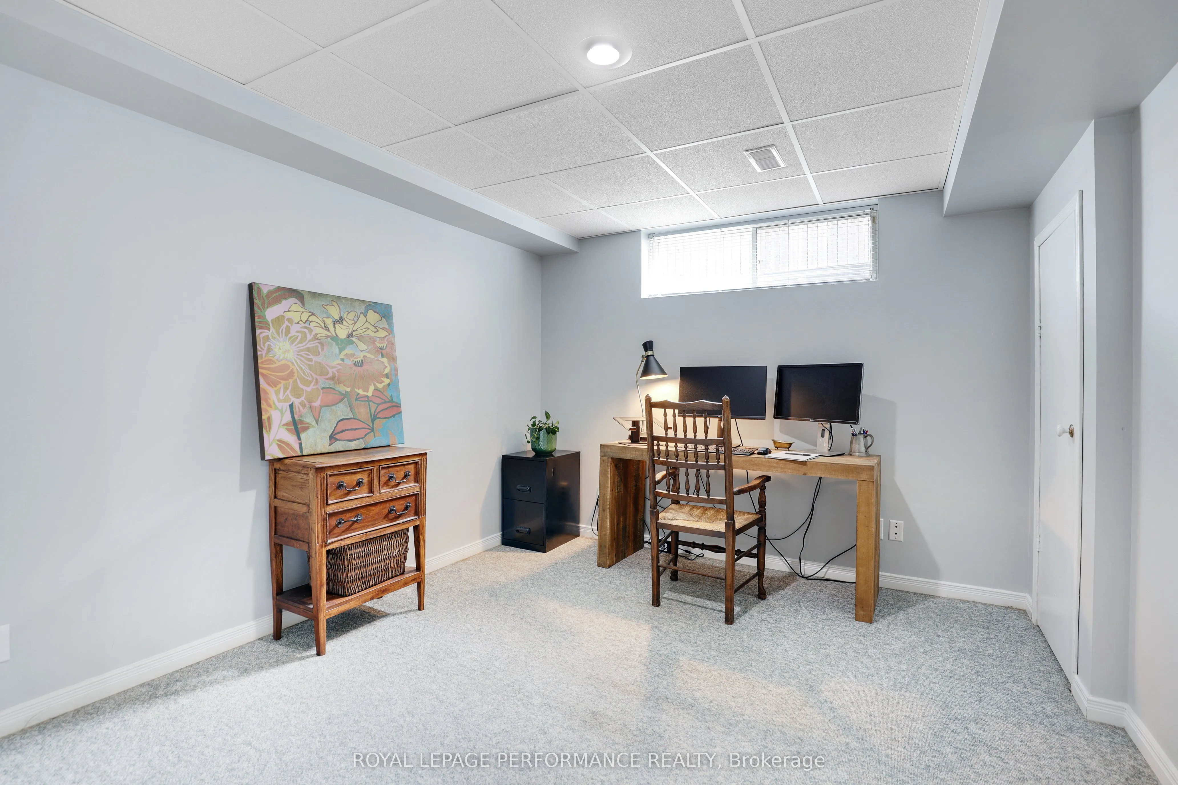 824 Covehead Crescent