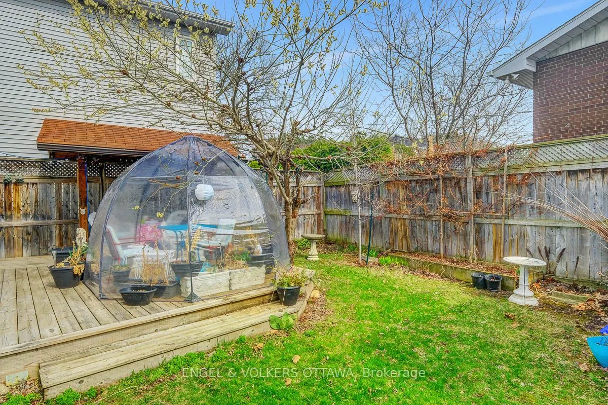 989 Bakervale Drive