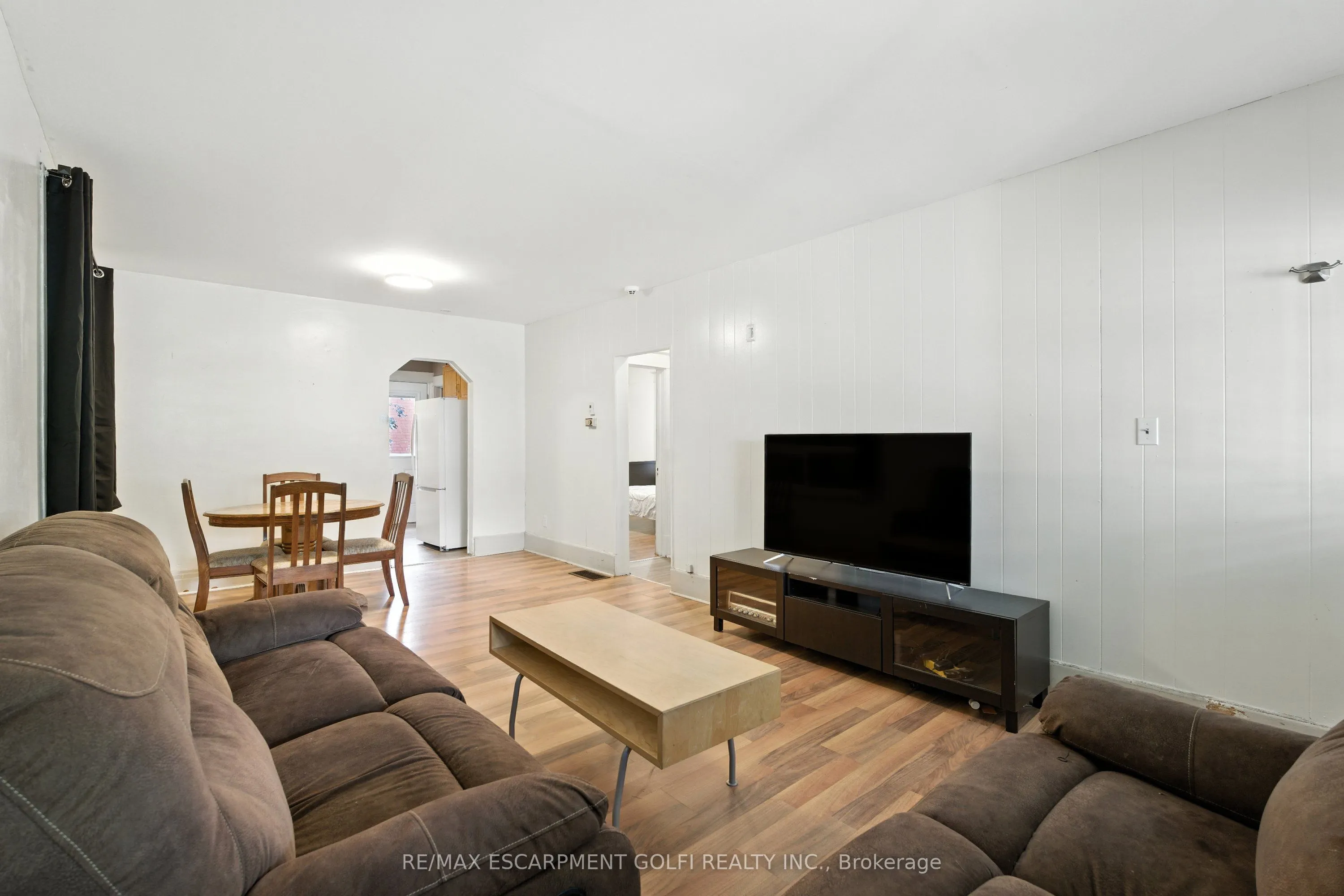 1 Berryman Avenue