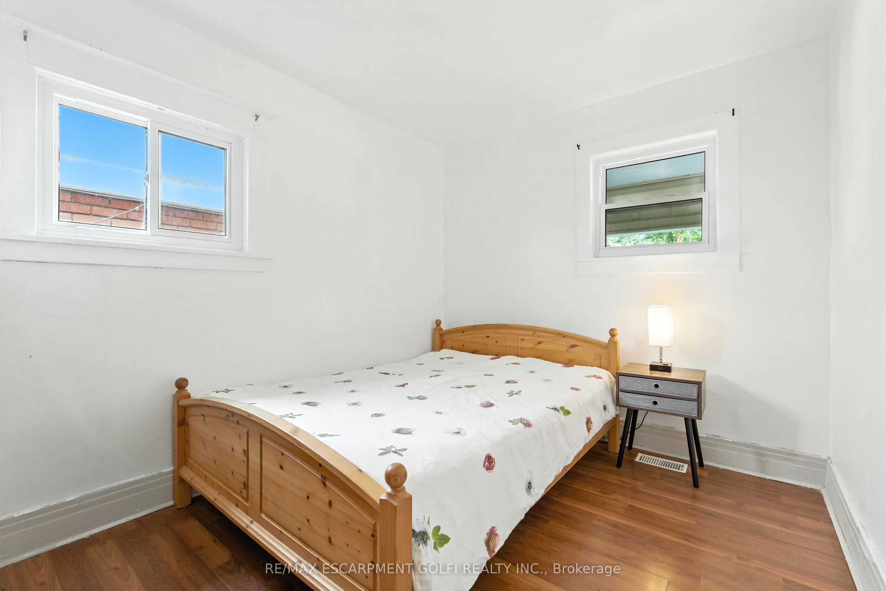 1 Berryman Avenue