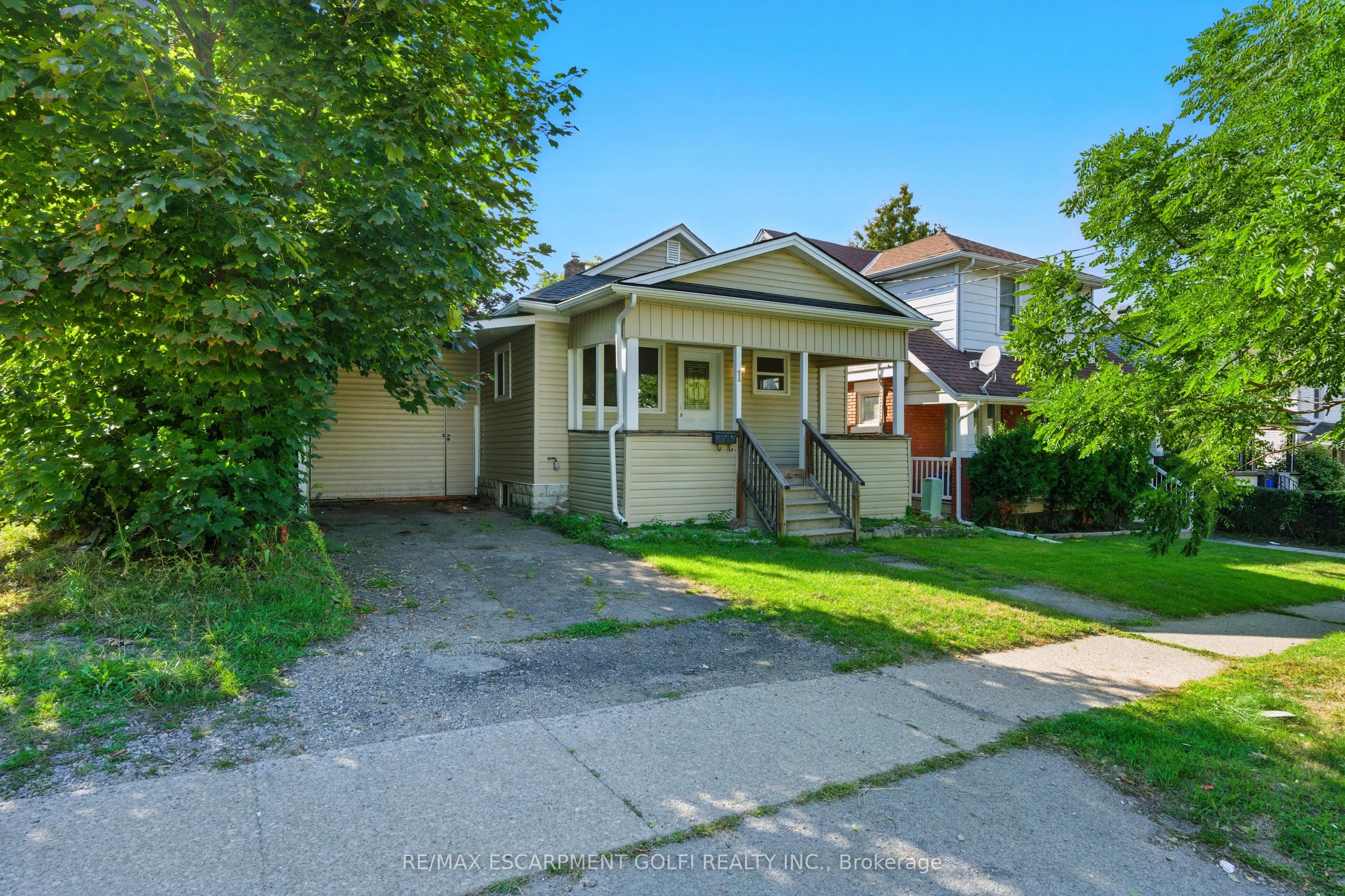 1 Berryman Avenue