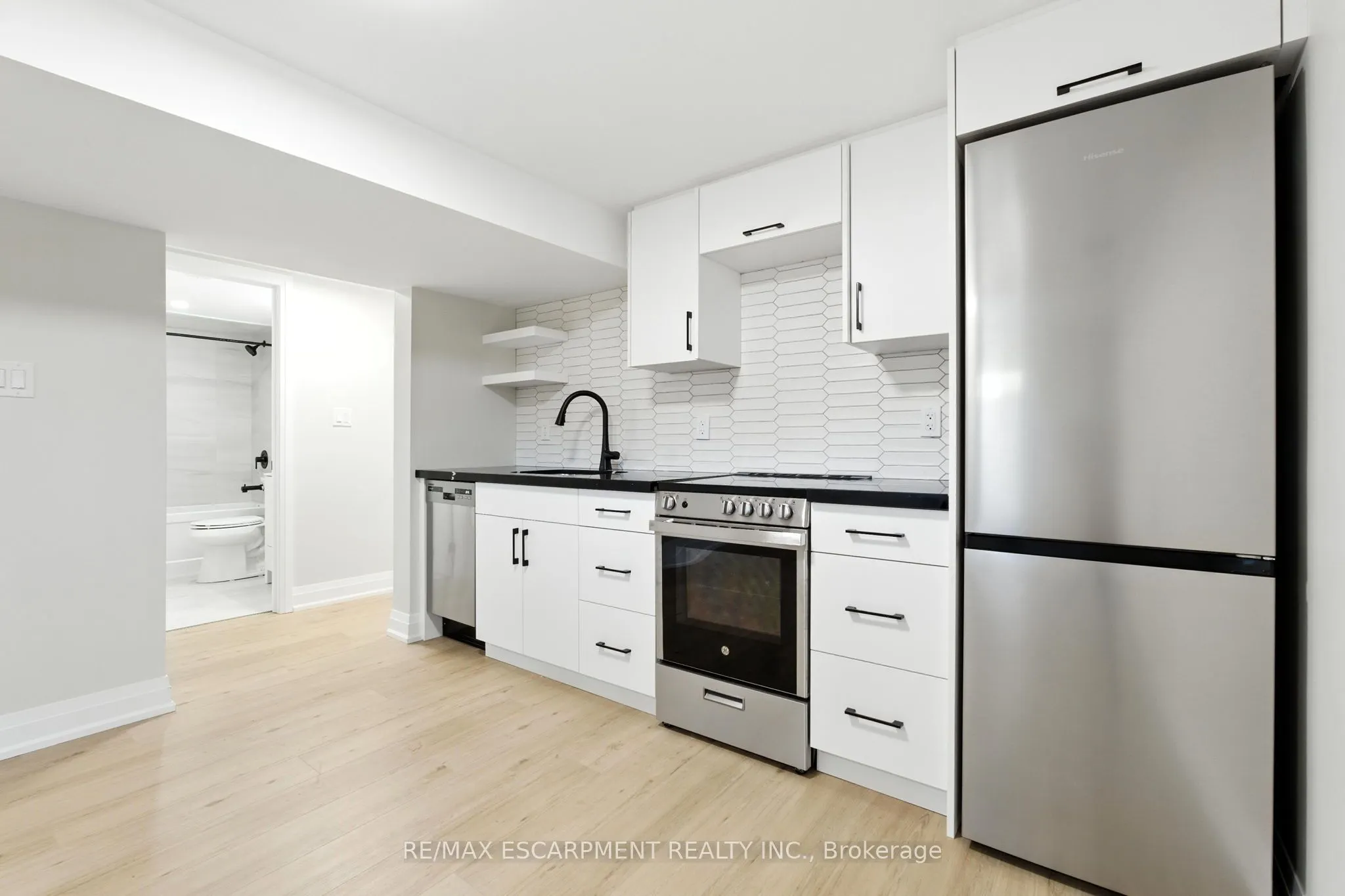 929 Upper Ottawa Street, #B
