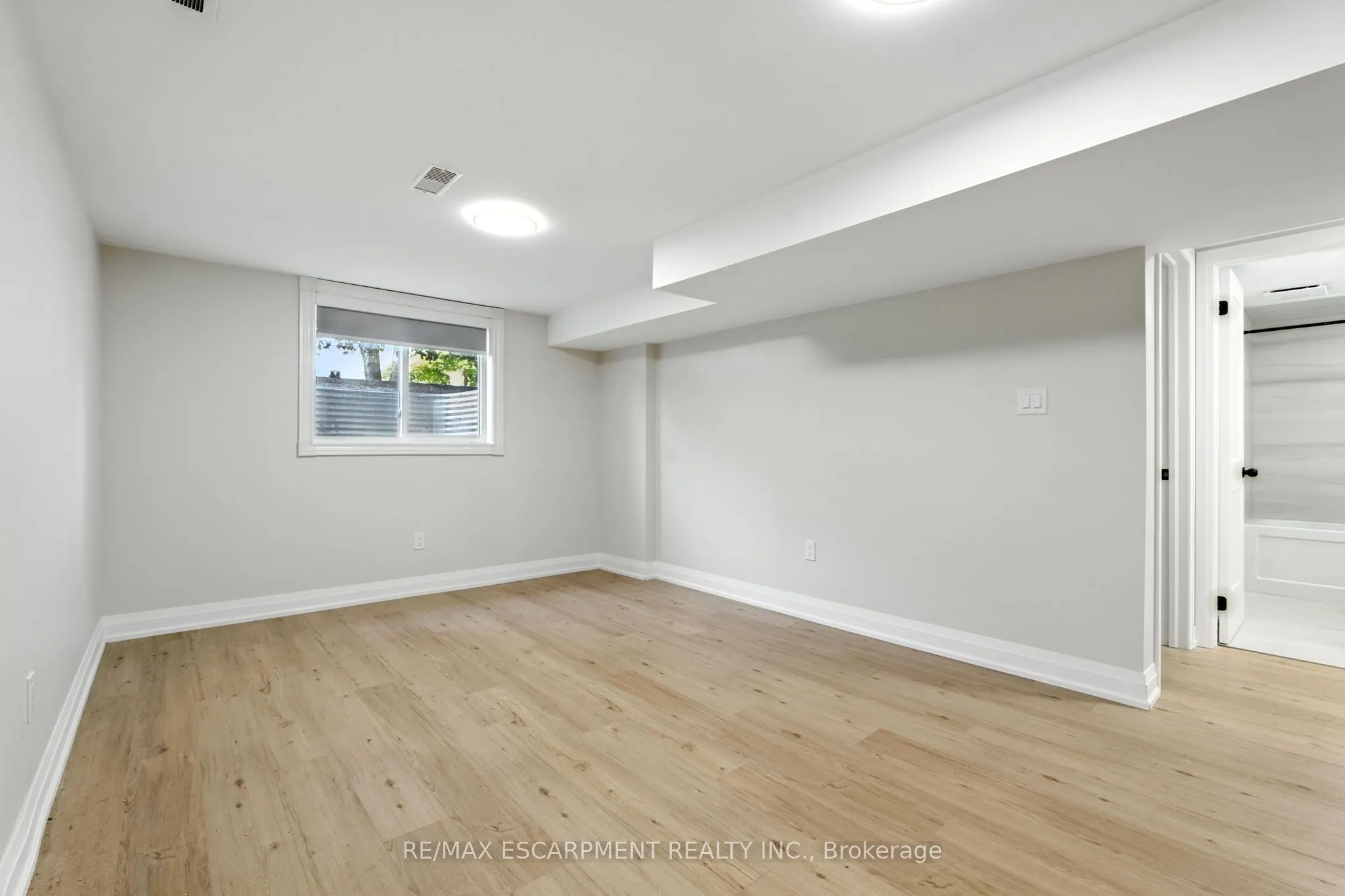 929 Upper Ottawa Street, #B