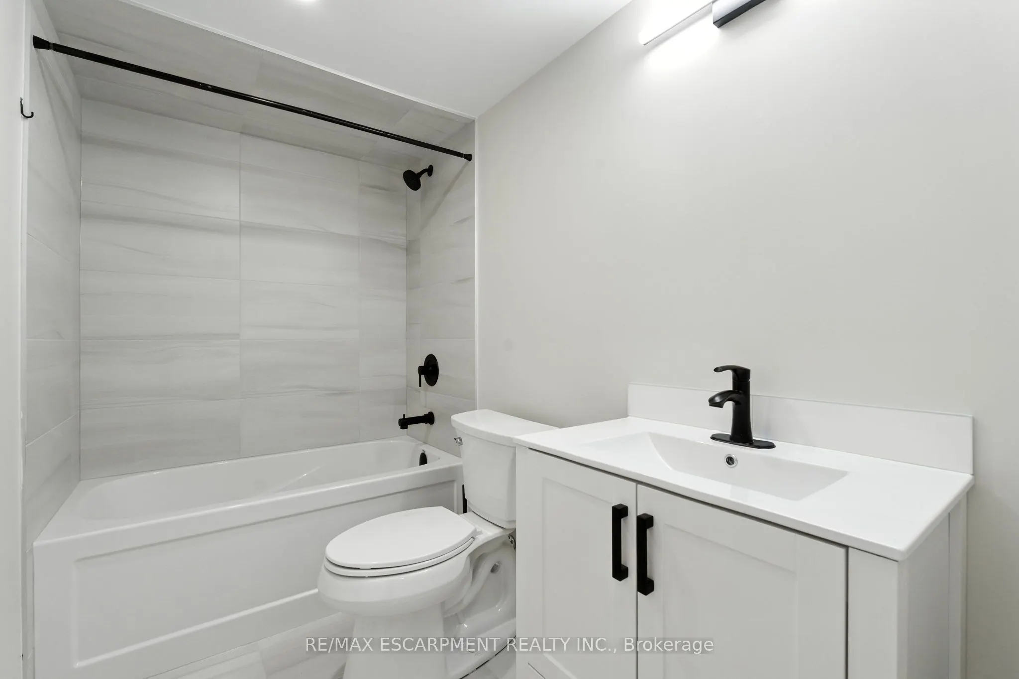 929 Upper Ottawa Street, #B