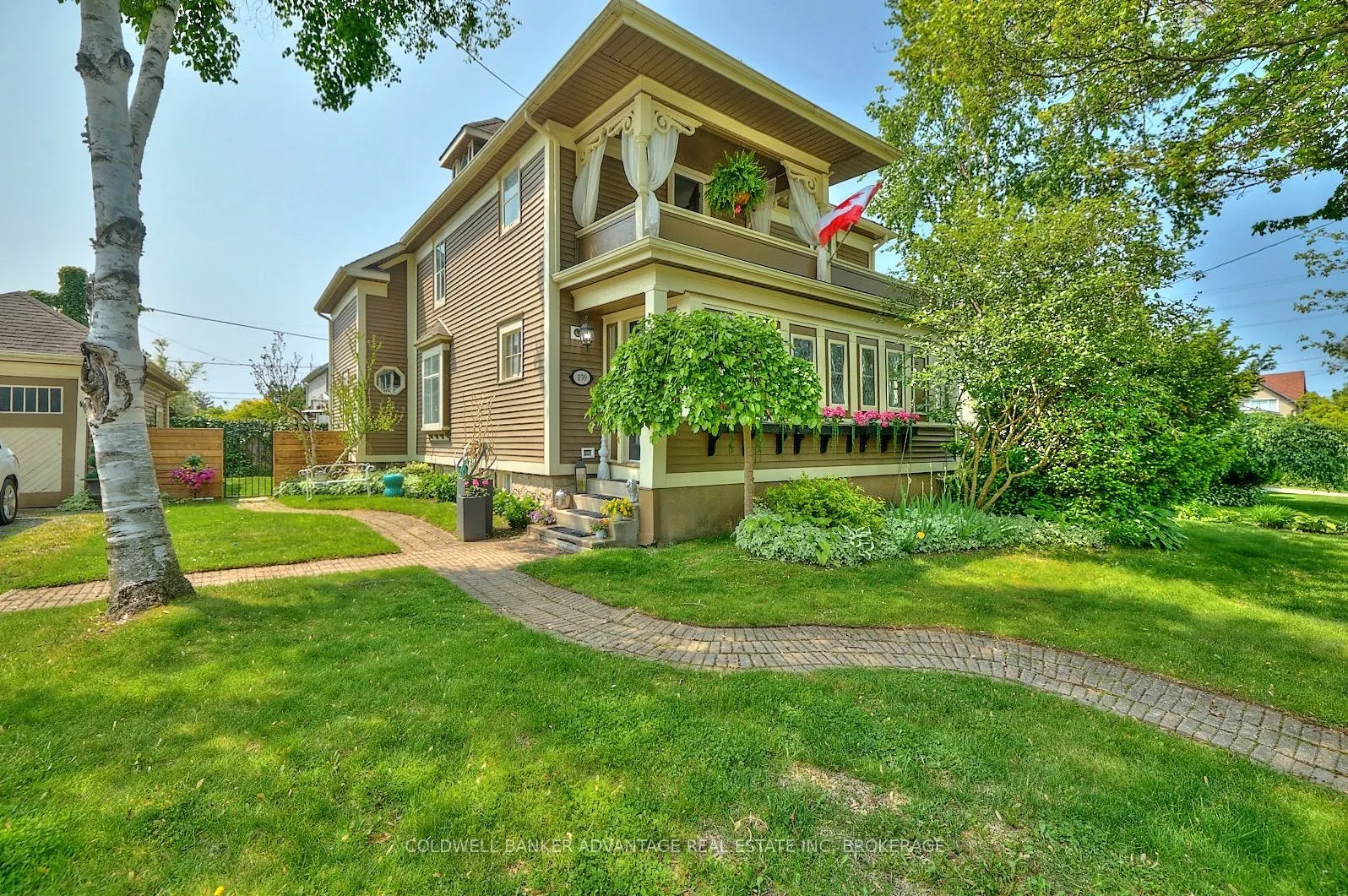 159 Merritt Street W