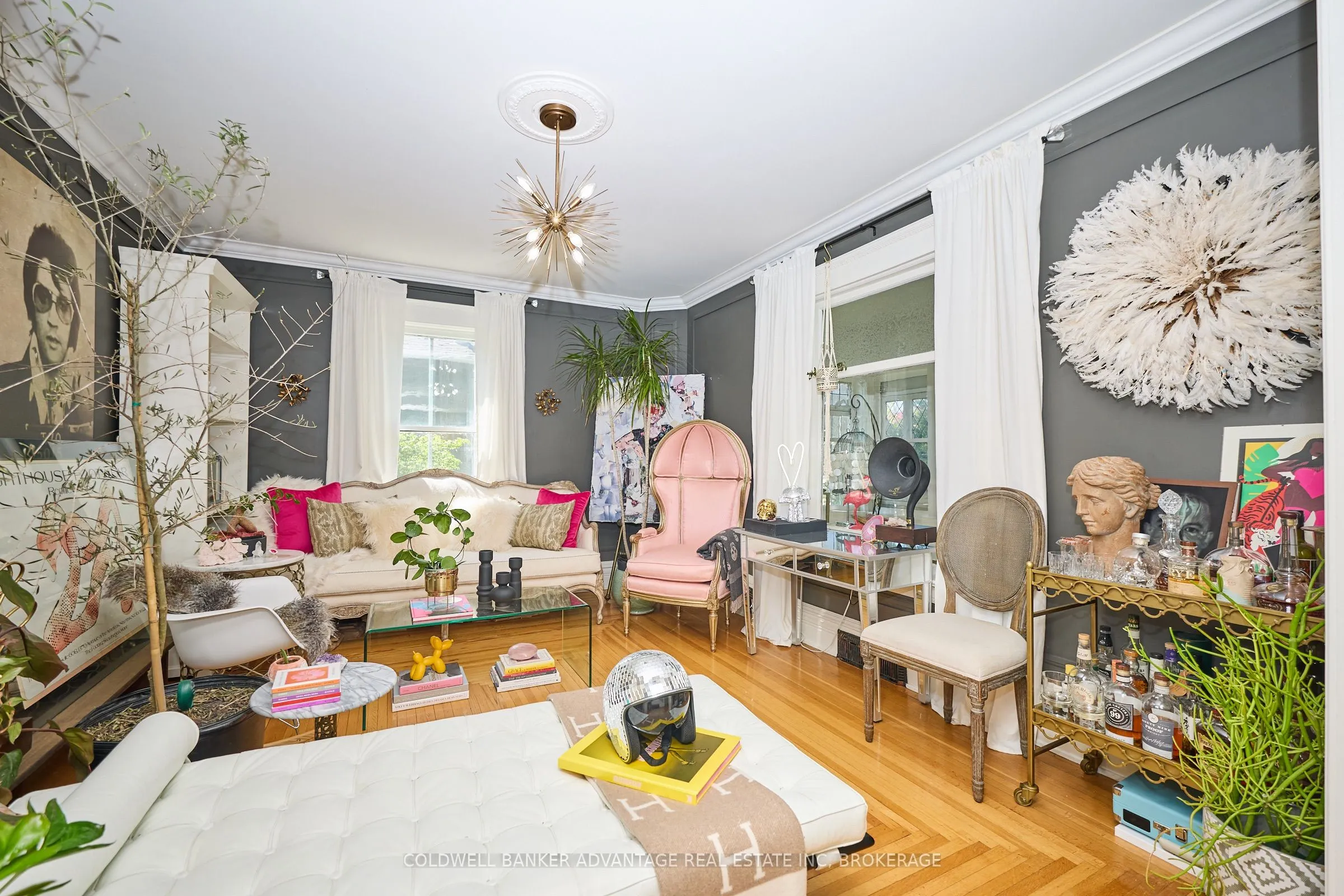 159 Merritt Street W