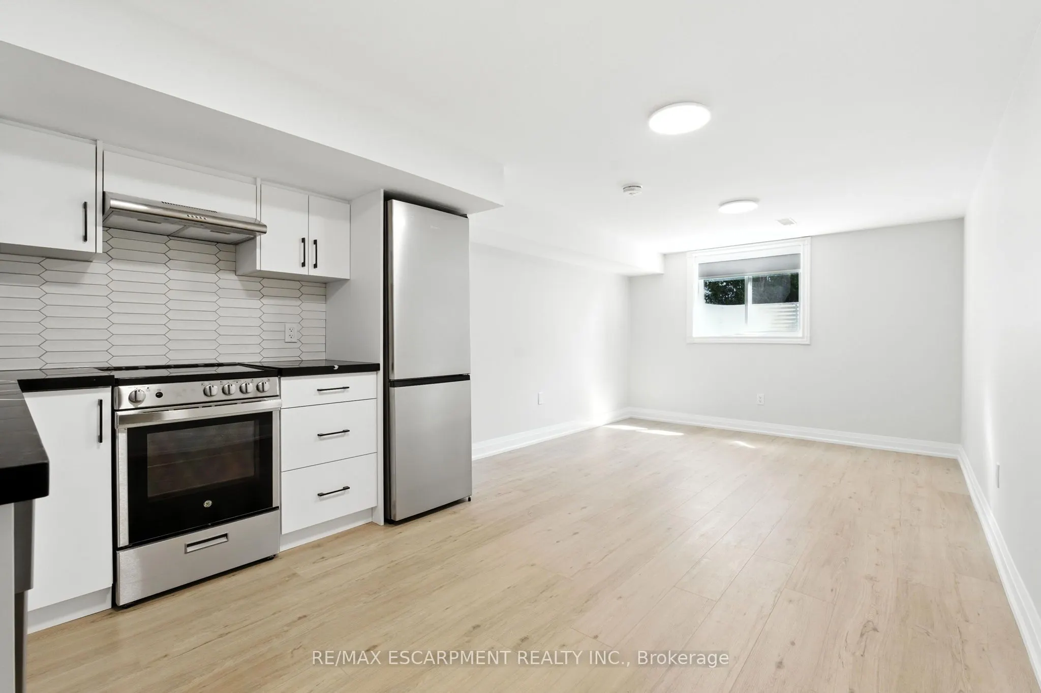 929 Upper Ottawa Street, #C