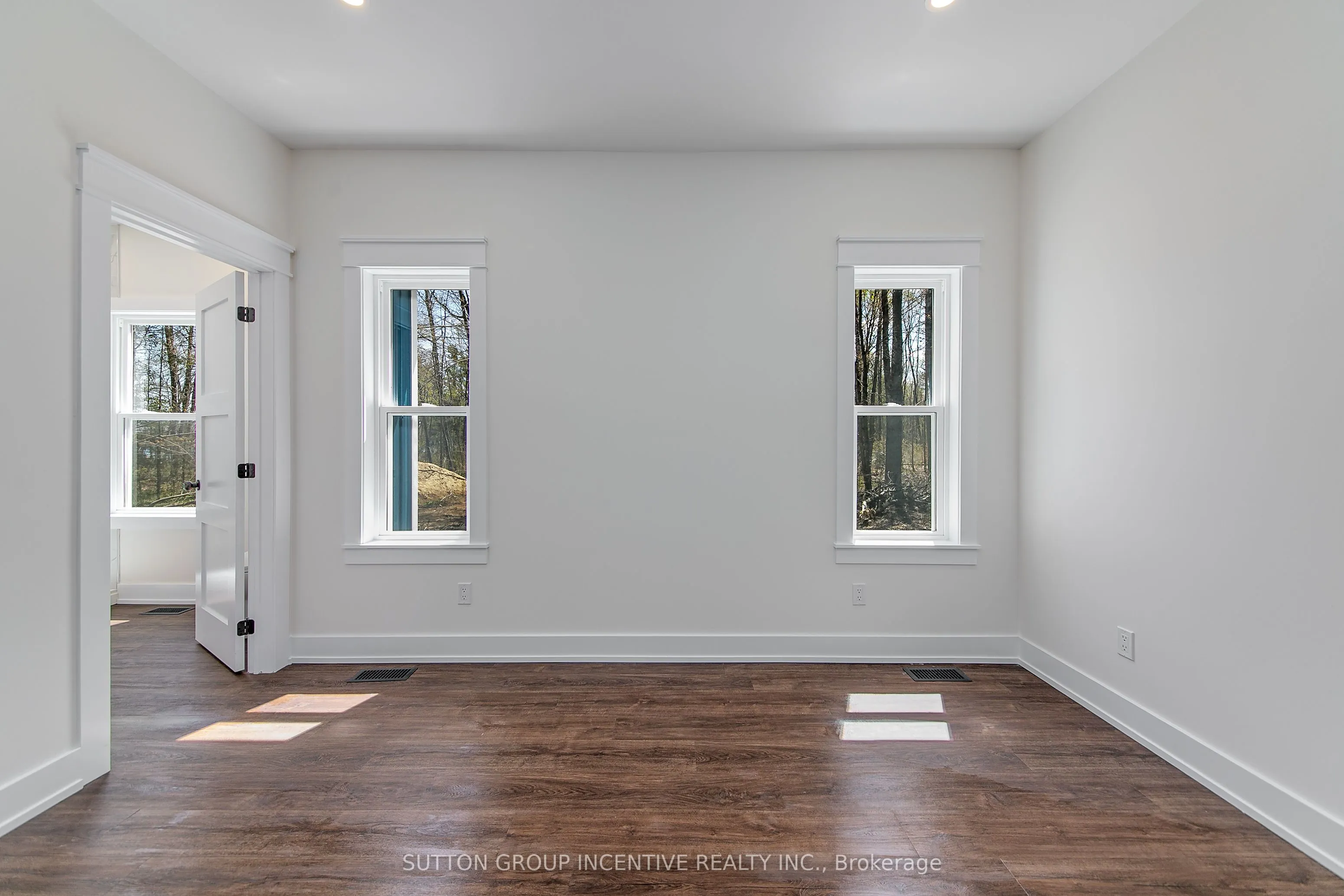 26 MCLEISH Drive