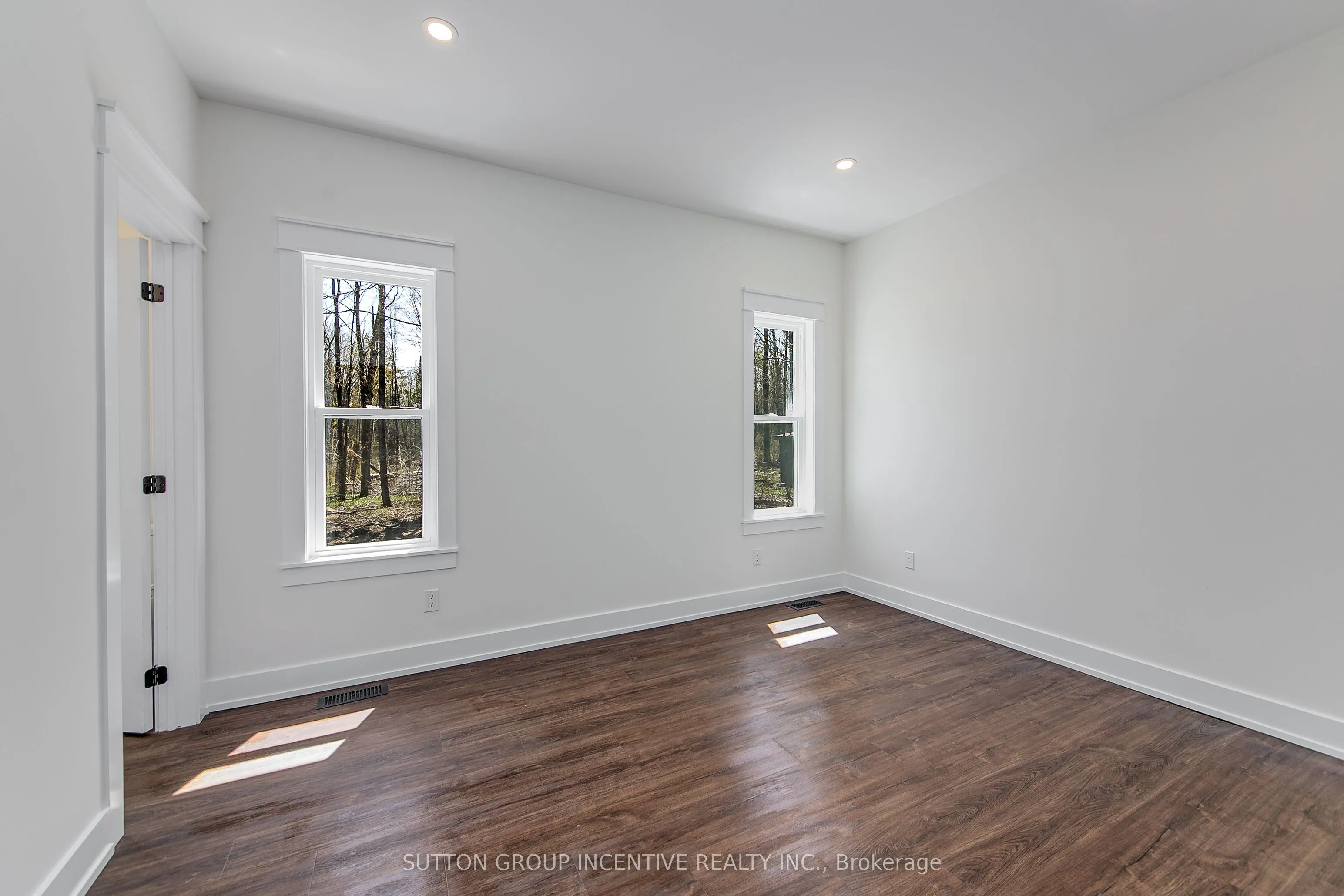 26 MCLEISH Drive