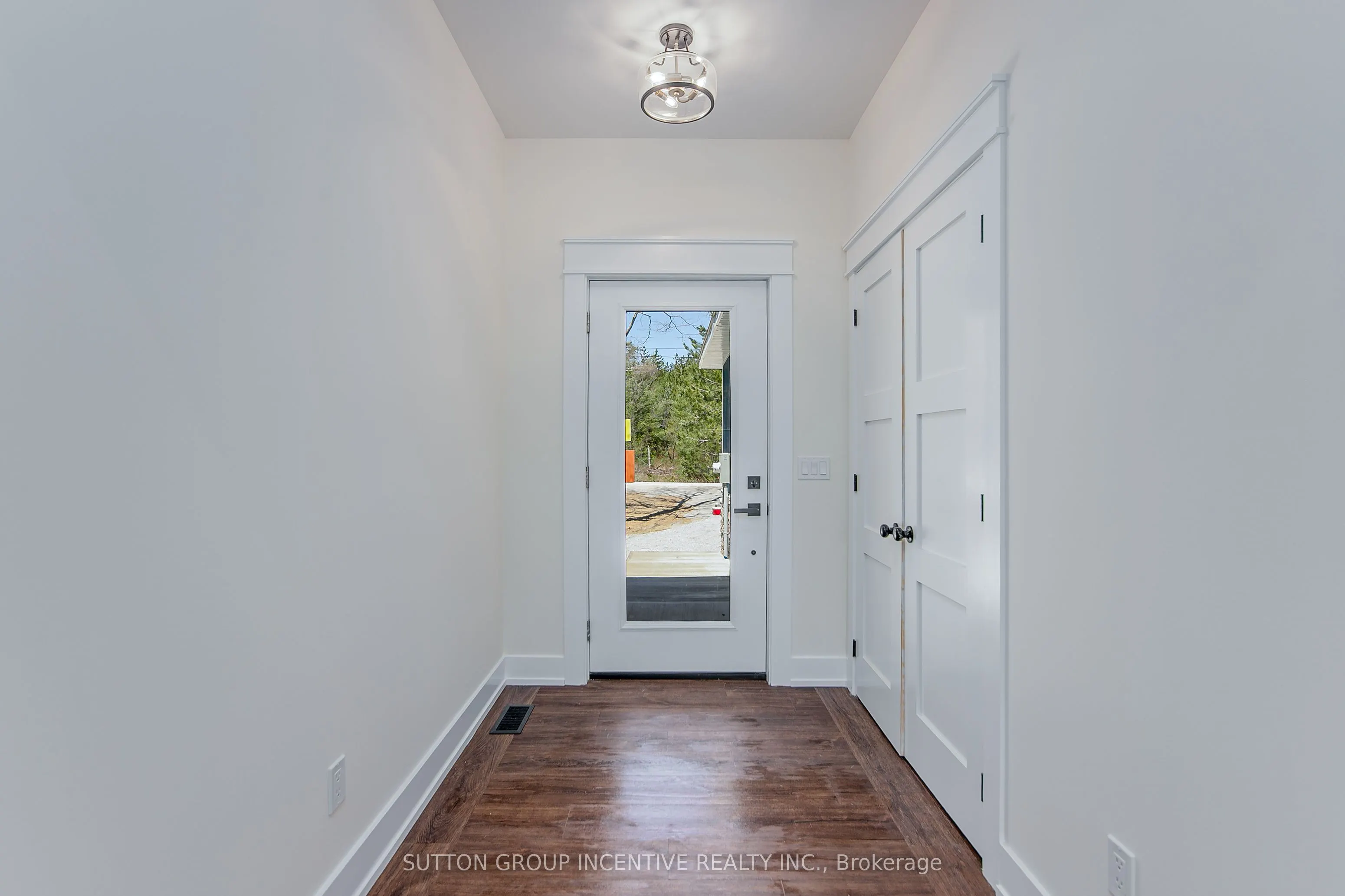 26 MCLEISH Drive