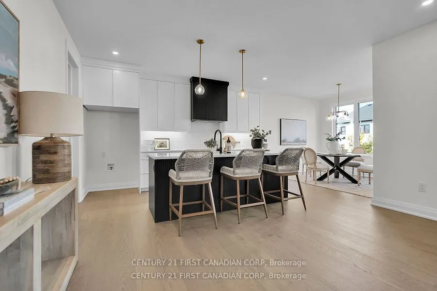1918 Fountain Grass Drive