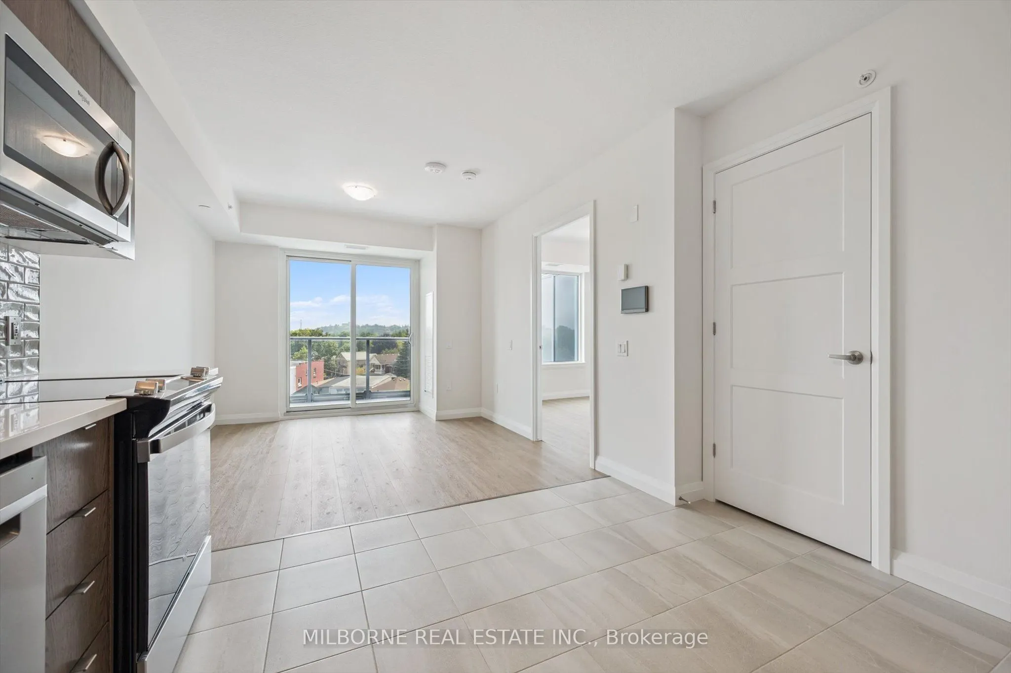 93 Arthur Street S, #503