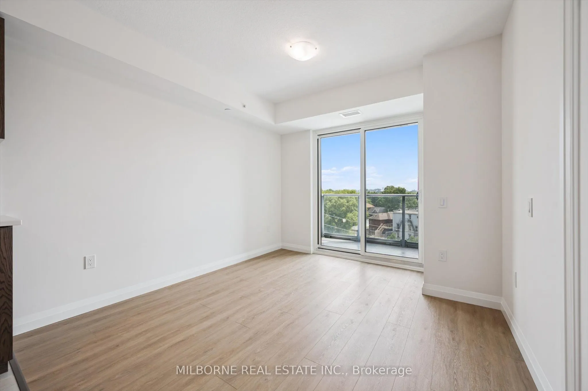 93 Arthur Street S, #503