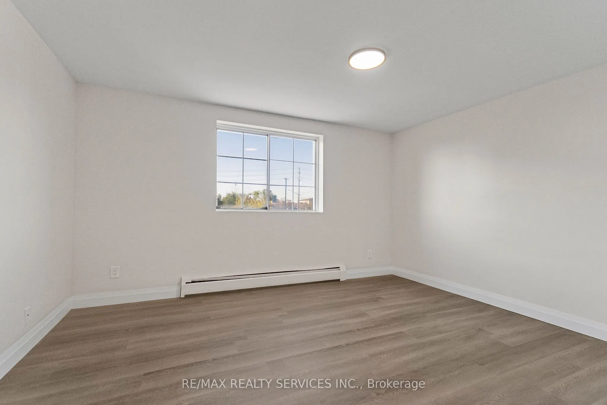 4218 Portage Road, #202