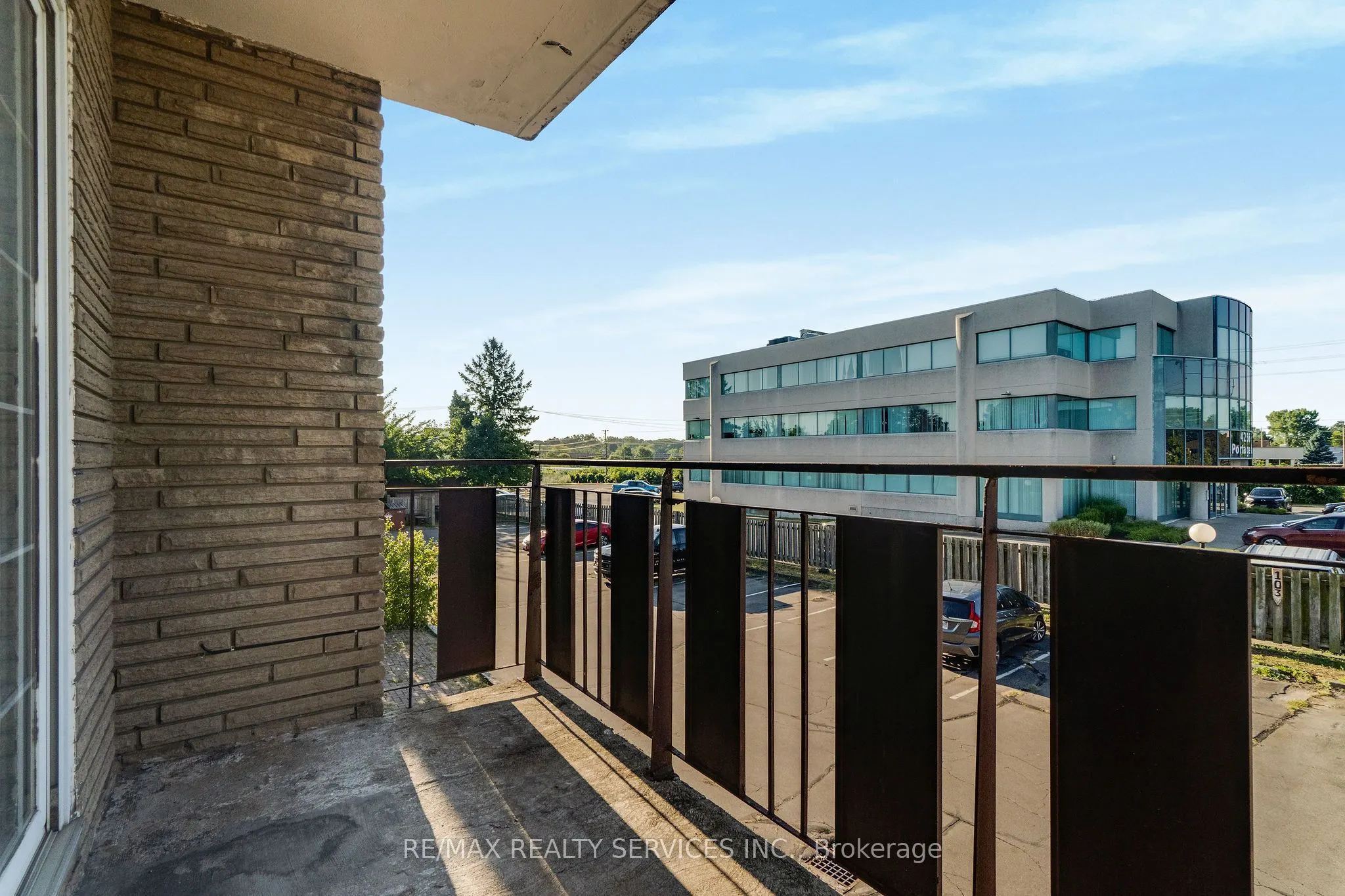 4218 Portage Road, #202