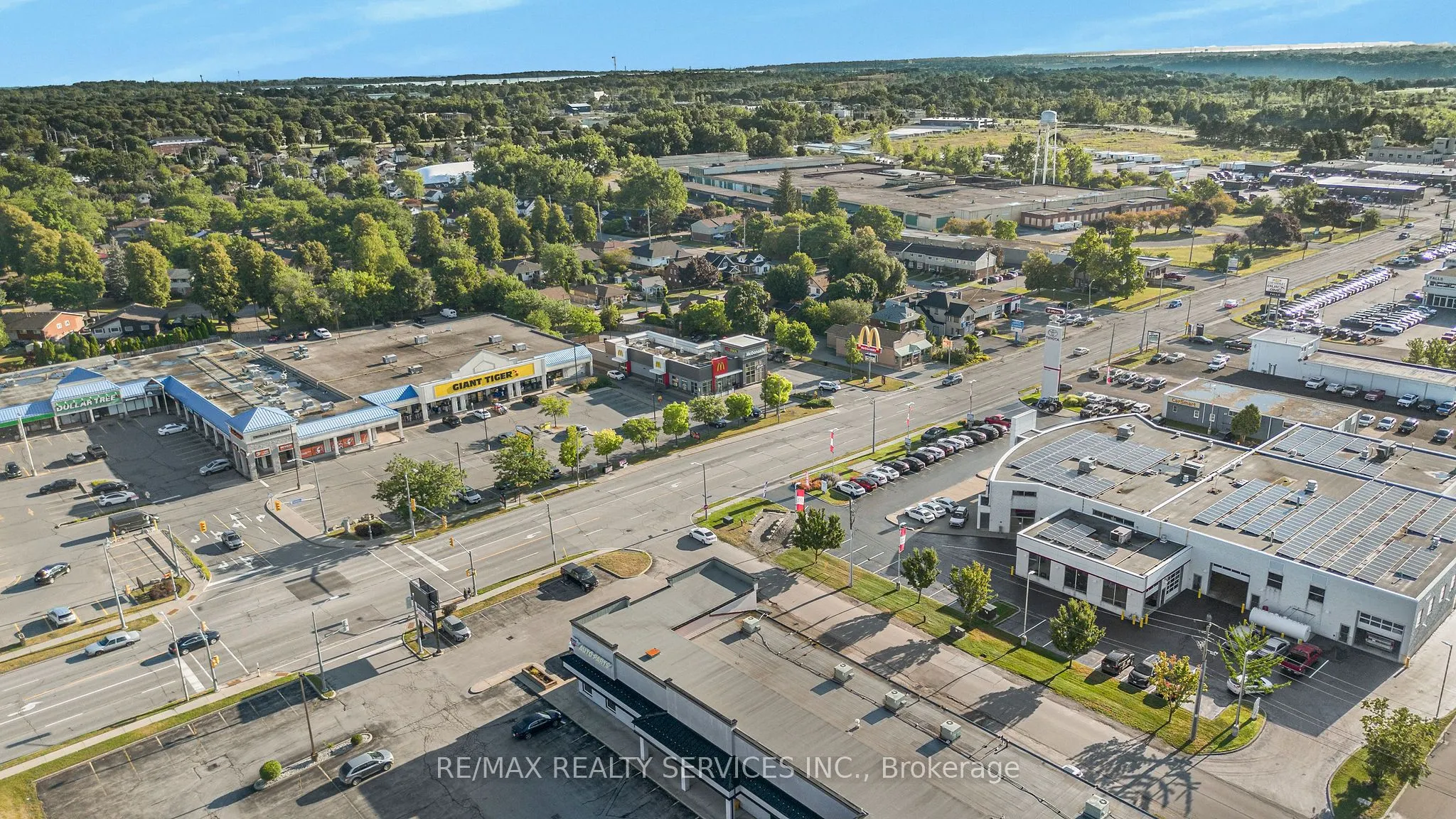 4218 Portage Road, #202