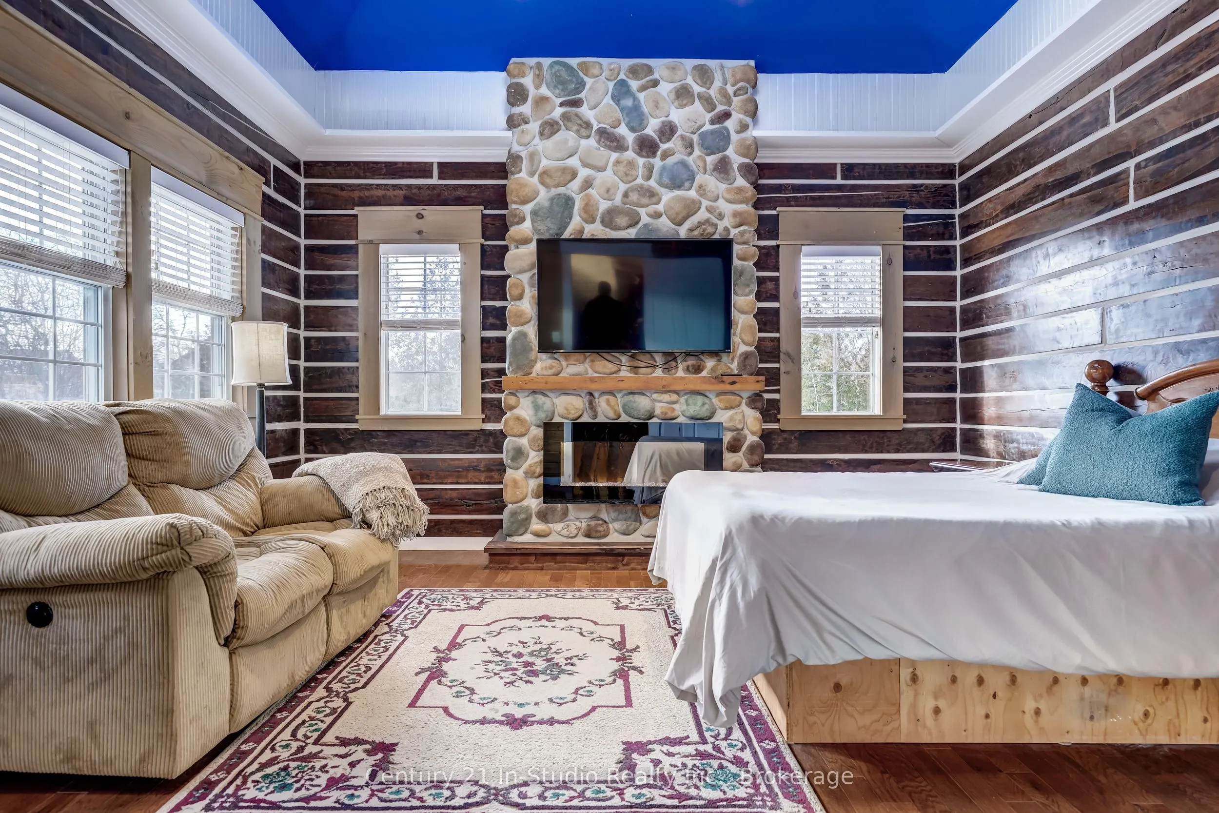 25 Maple Golf Crescent