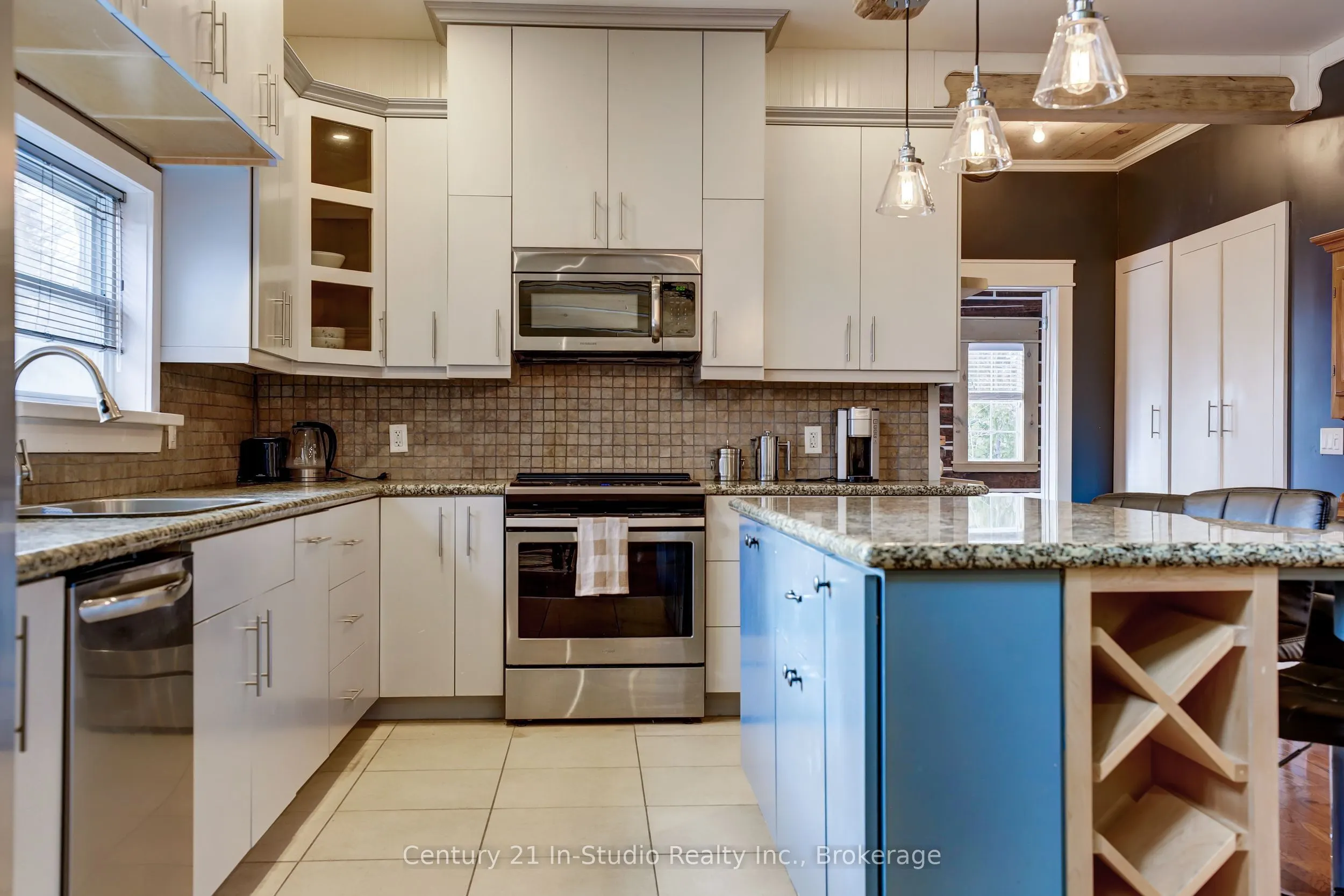 25 Maple Golf Crescent