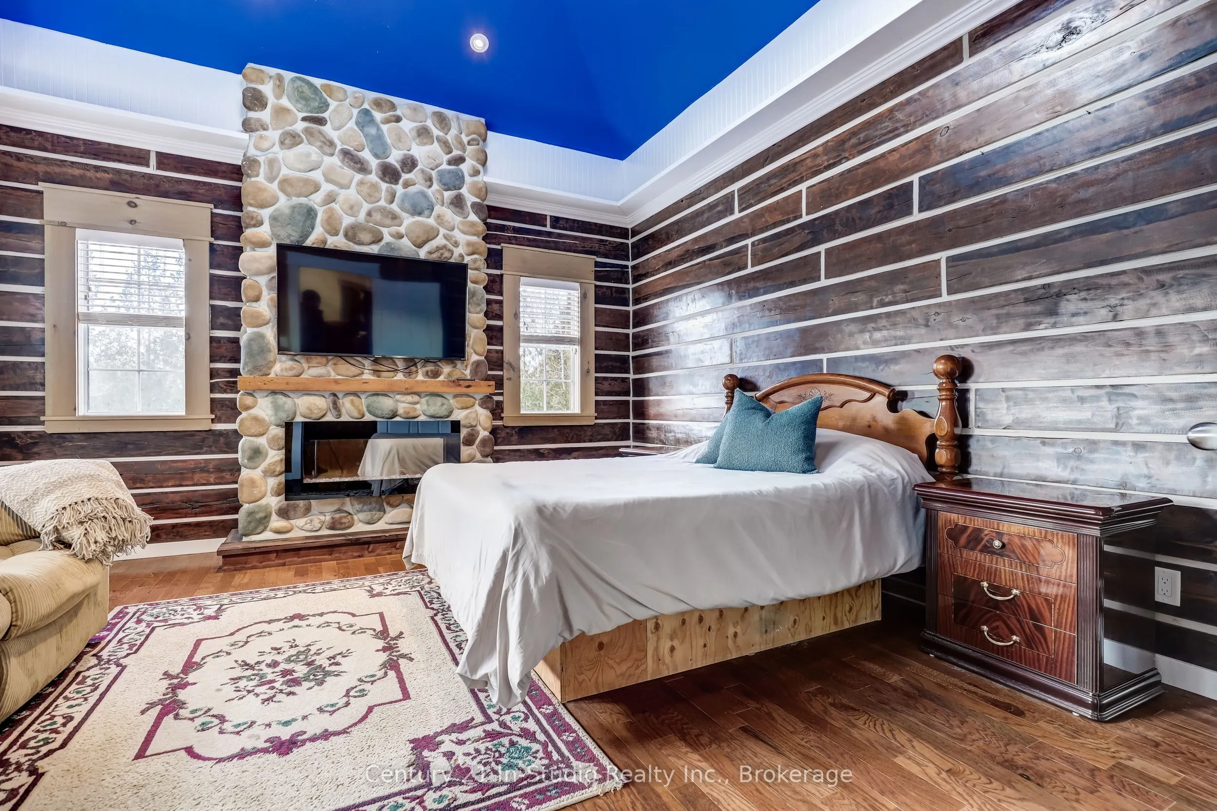 25 Maple Golf Crescent